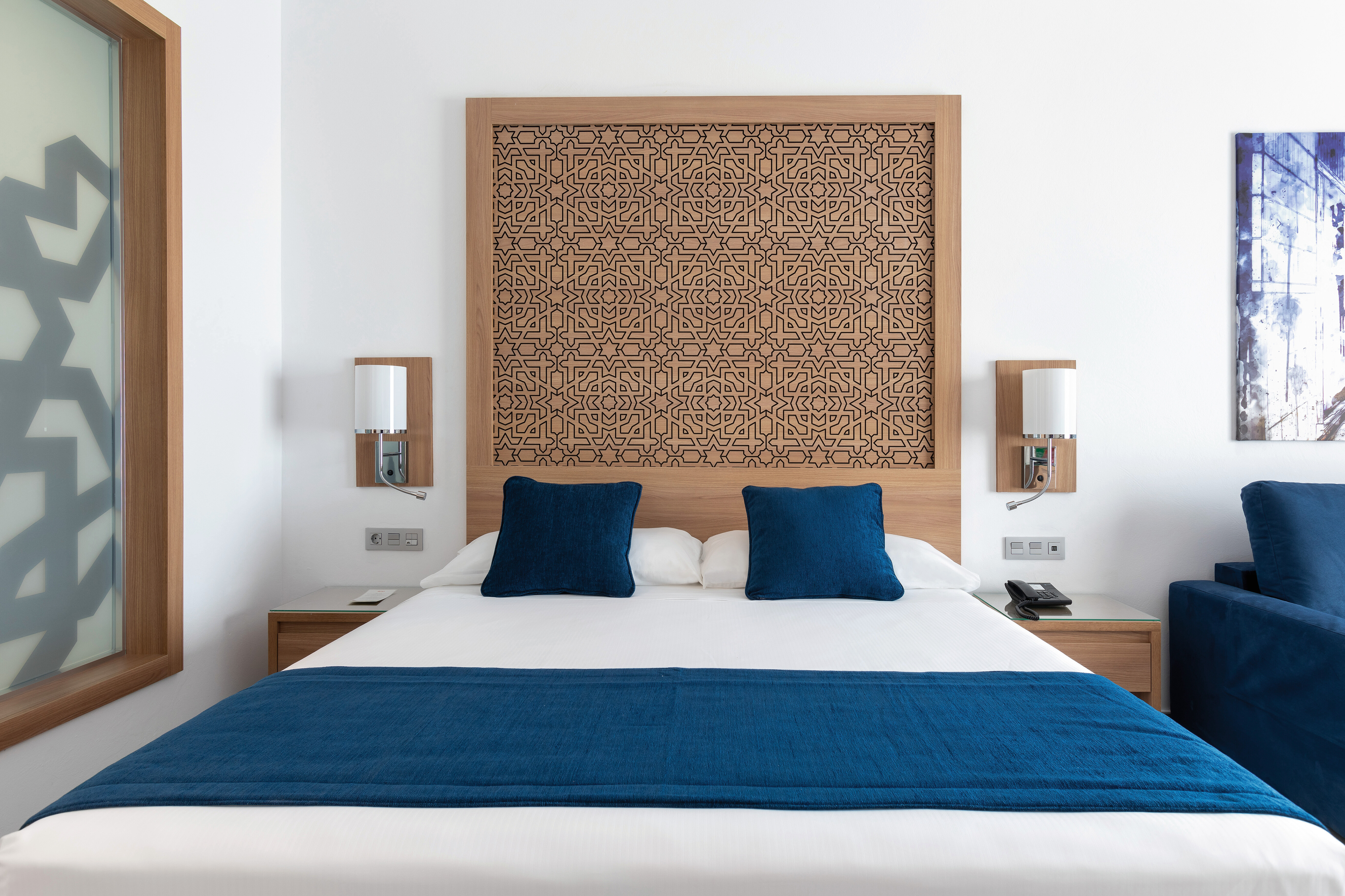 Double or Twin Standard