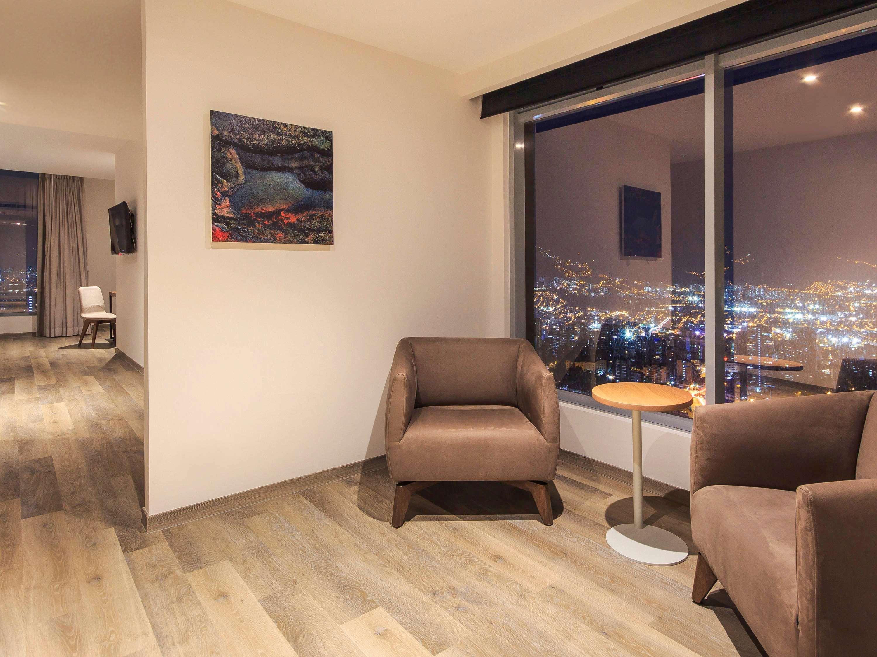 Room Deluxe King Bed