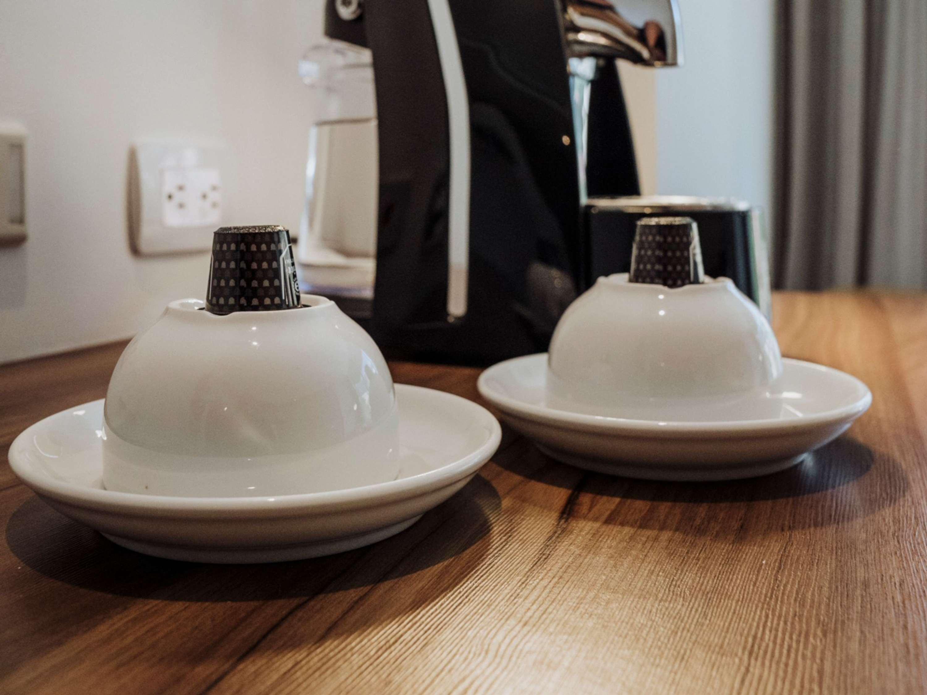 Double Executive Queen Bed