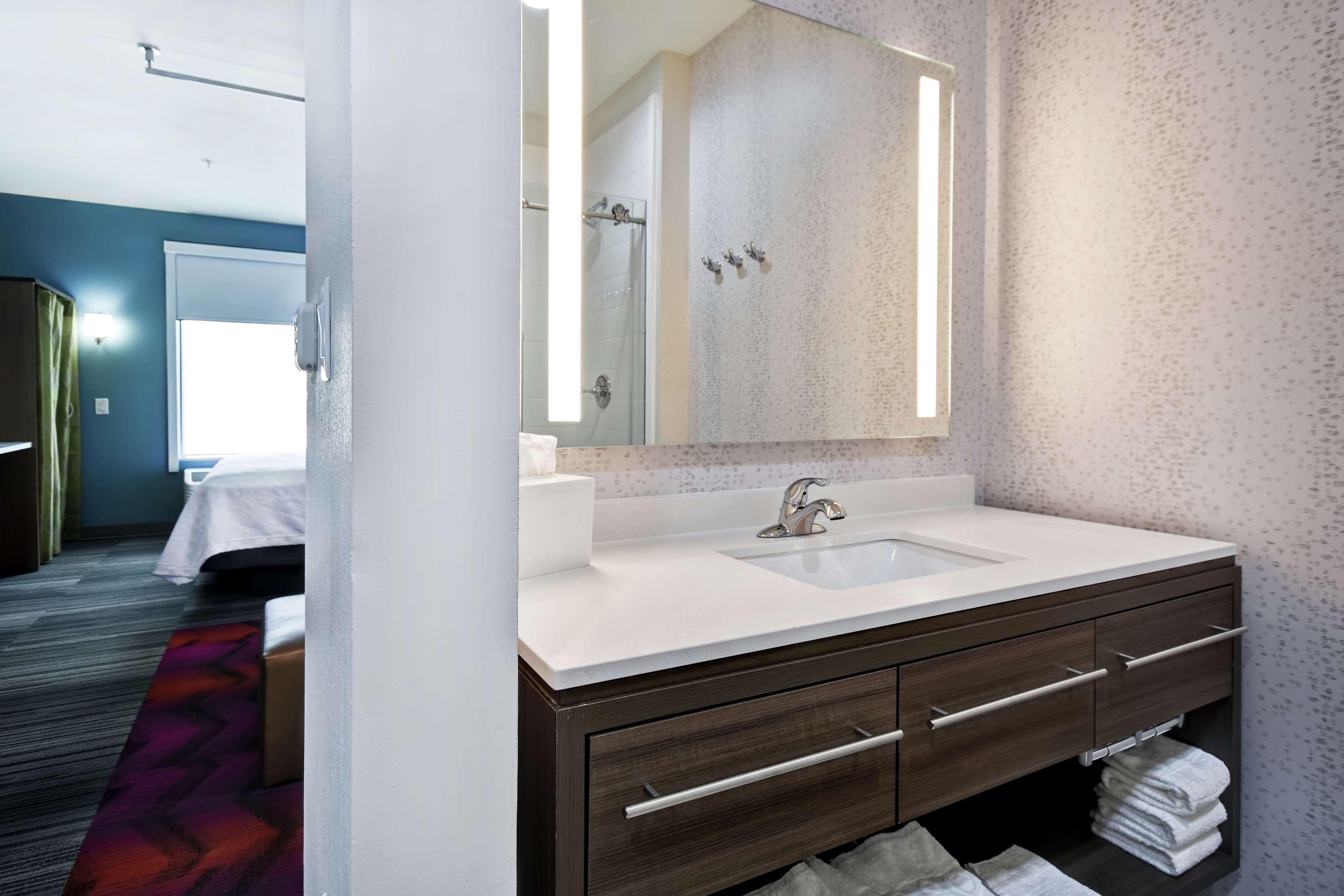 Studio King Bed Non Smoking