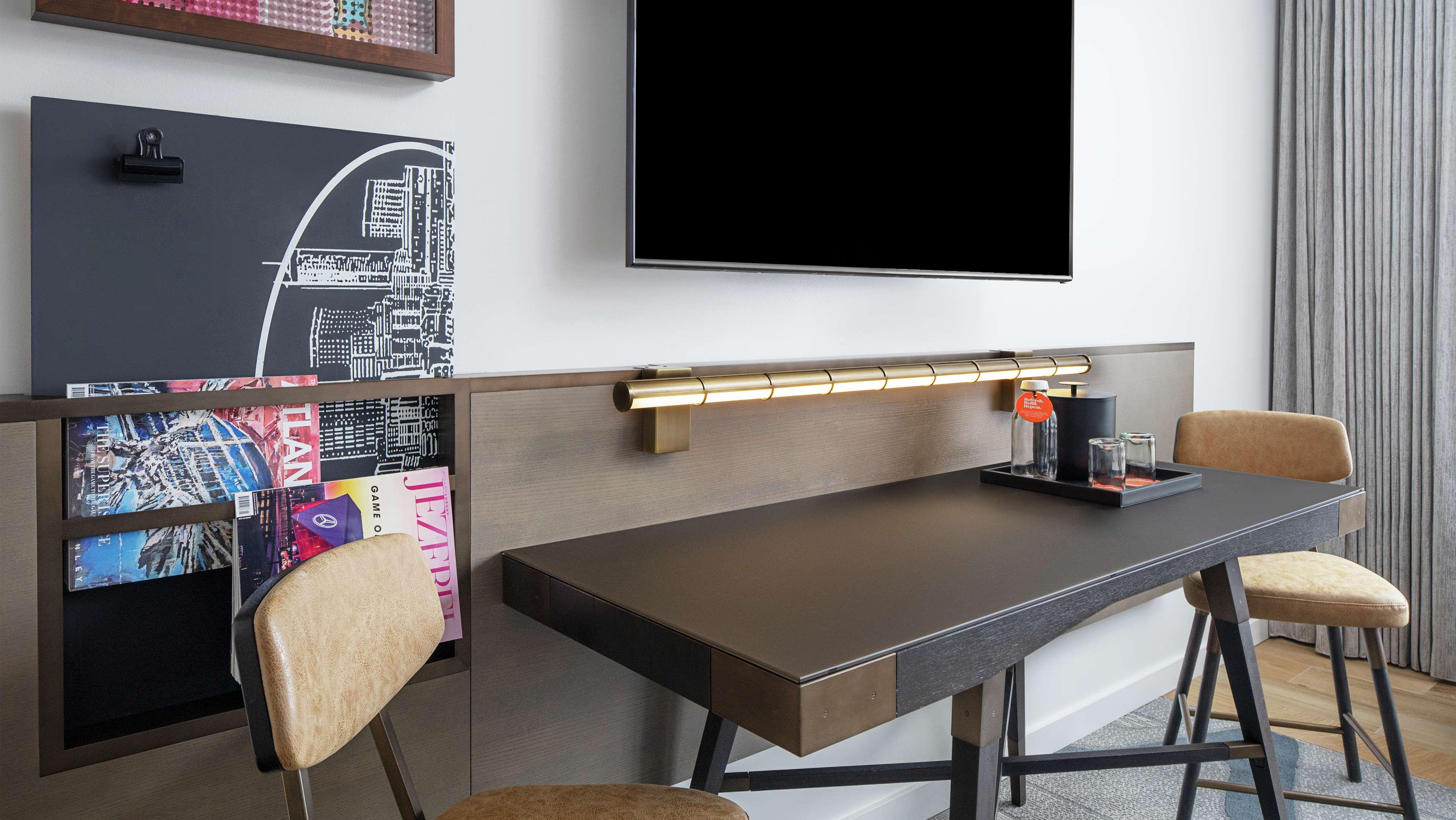 Suite Accessible with Views