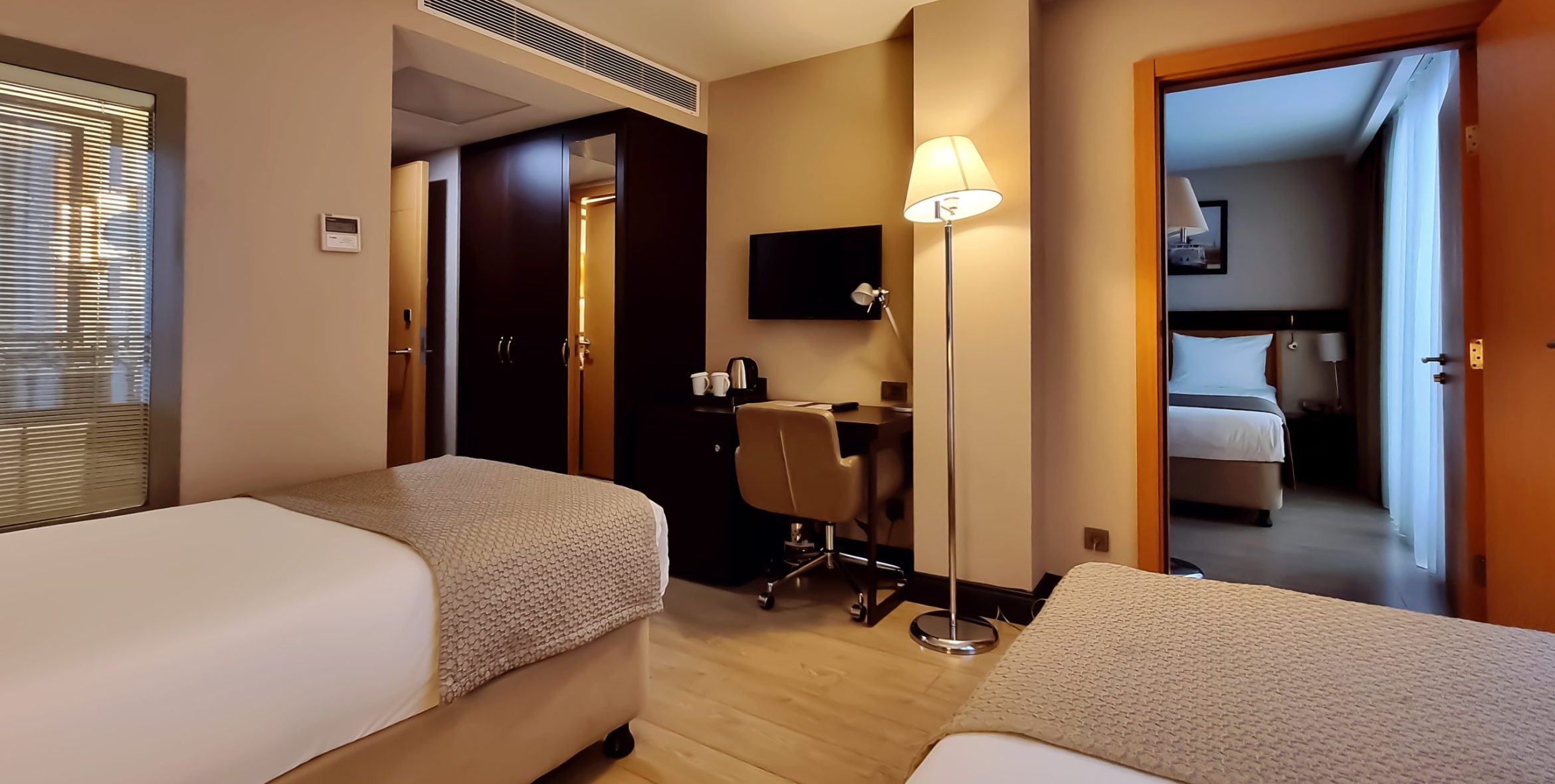 Family Room Connecting Room