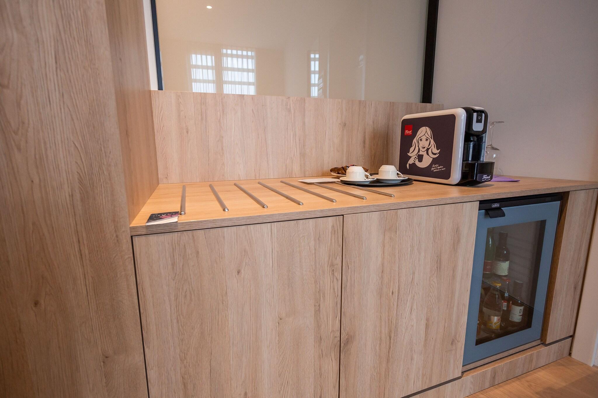 Junior Suite King Size Bed