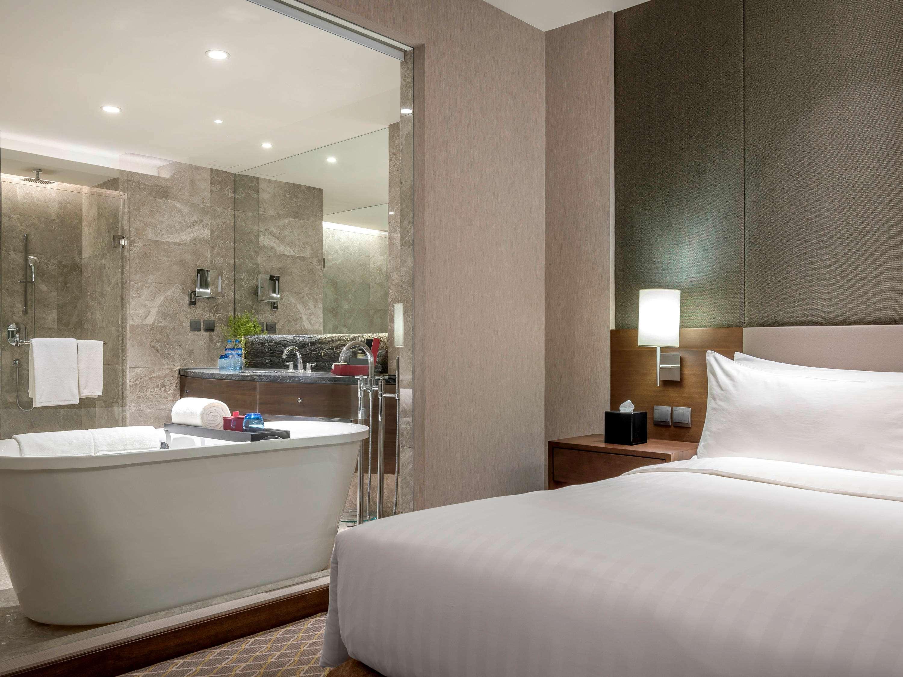 Double Deluxe with Views