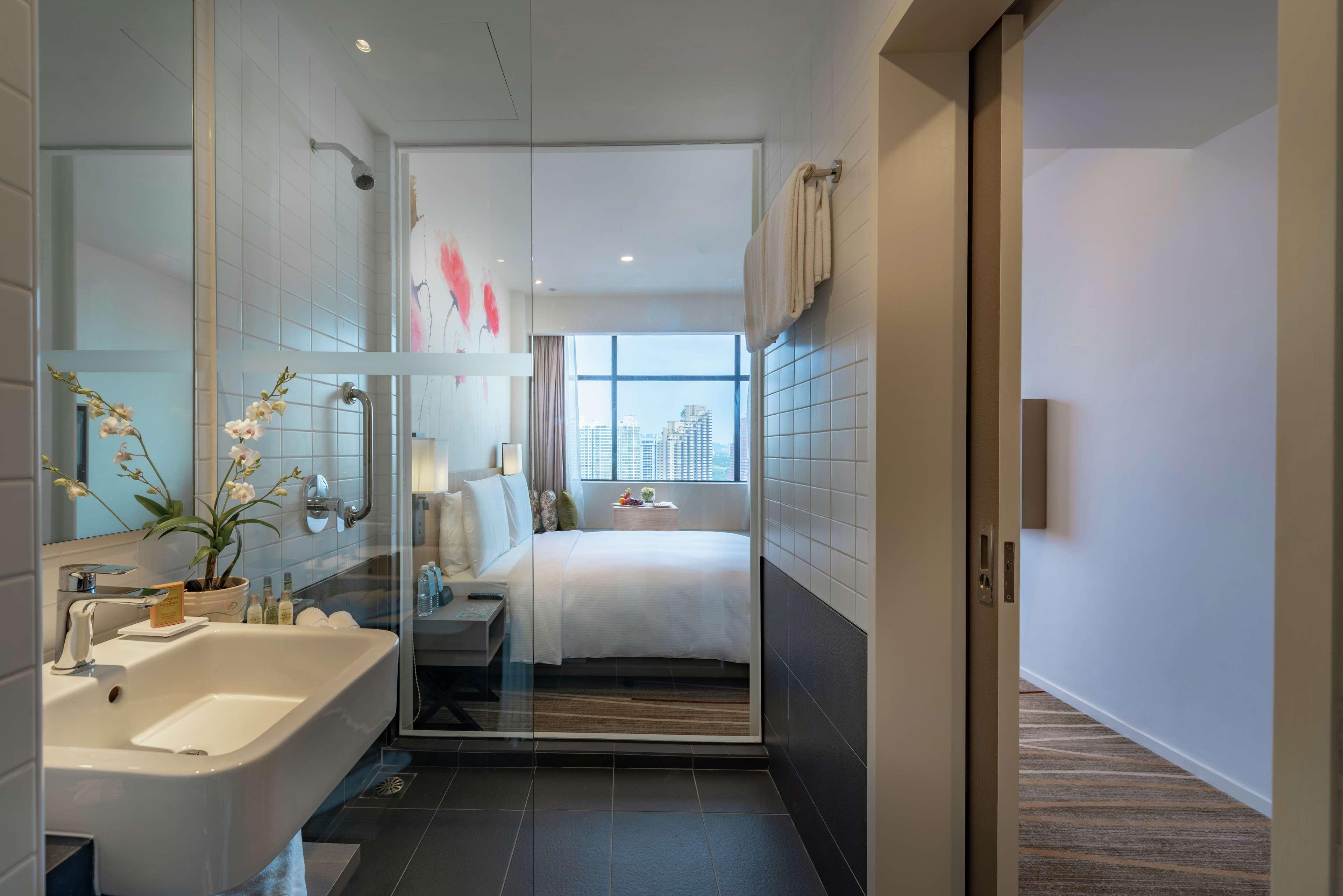 Double Queen Size Bed