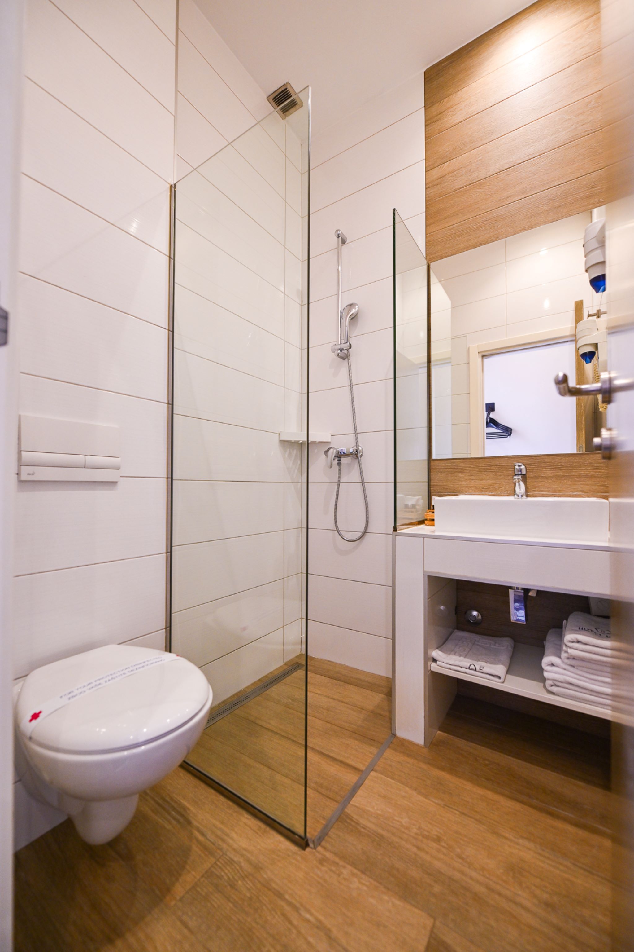 Double One Bedroom One Bathroom