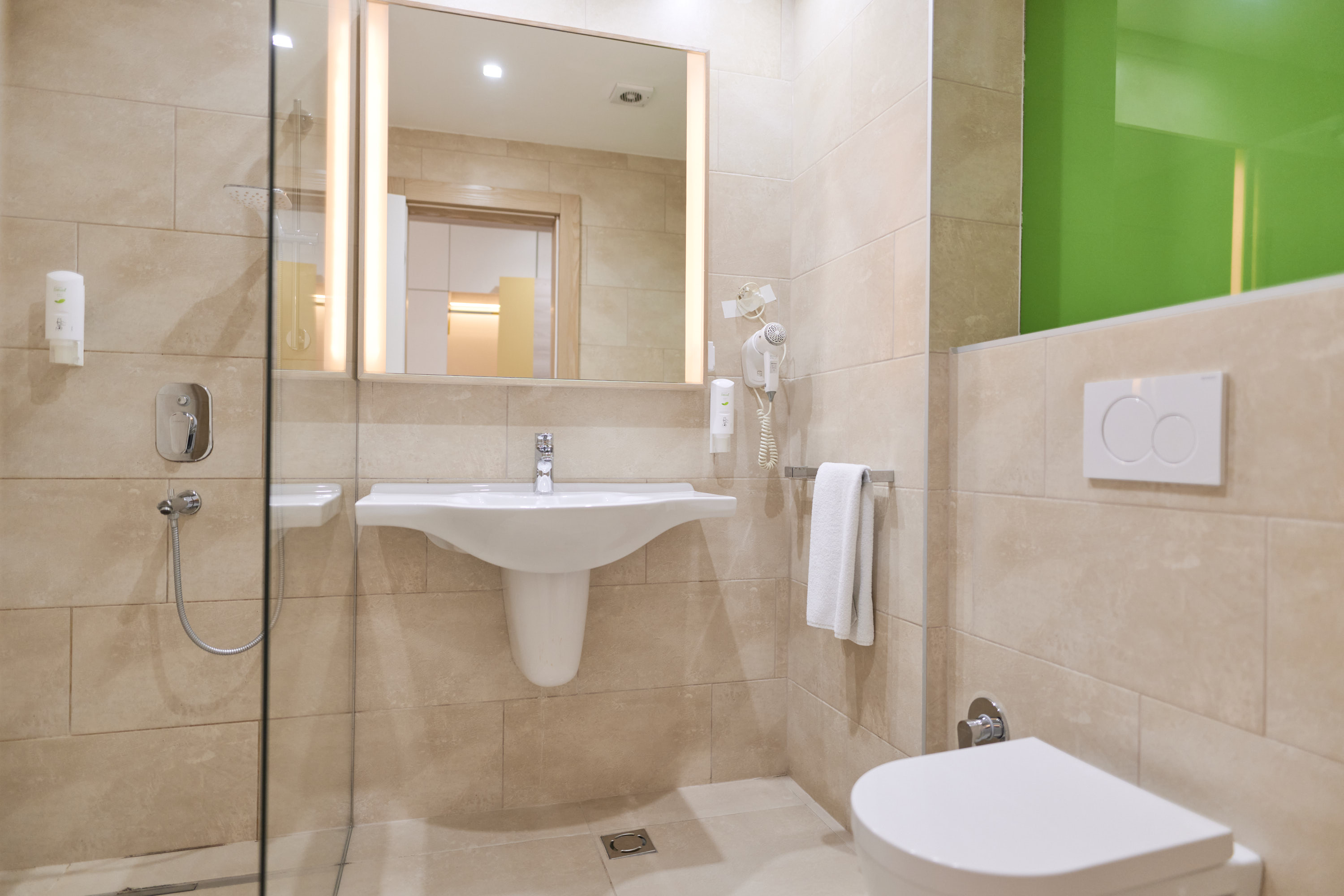 Double or Twin Two Beds