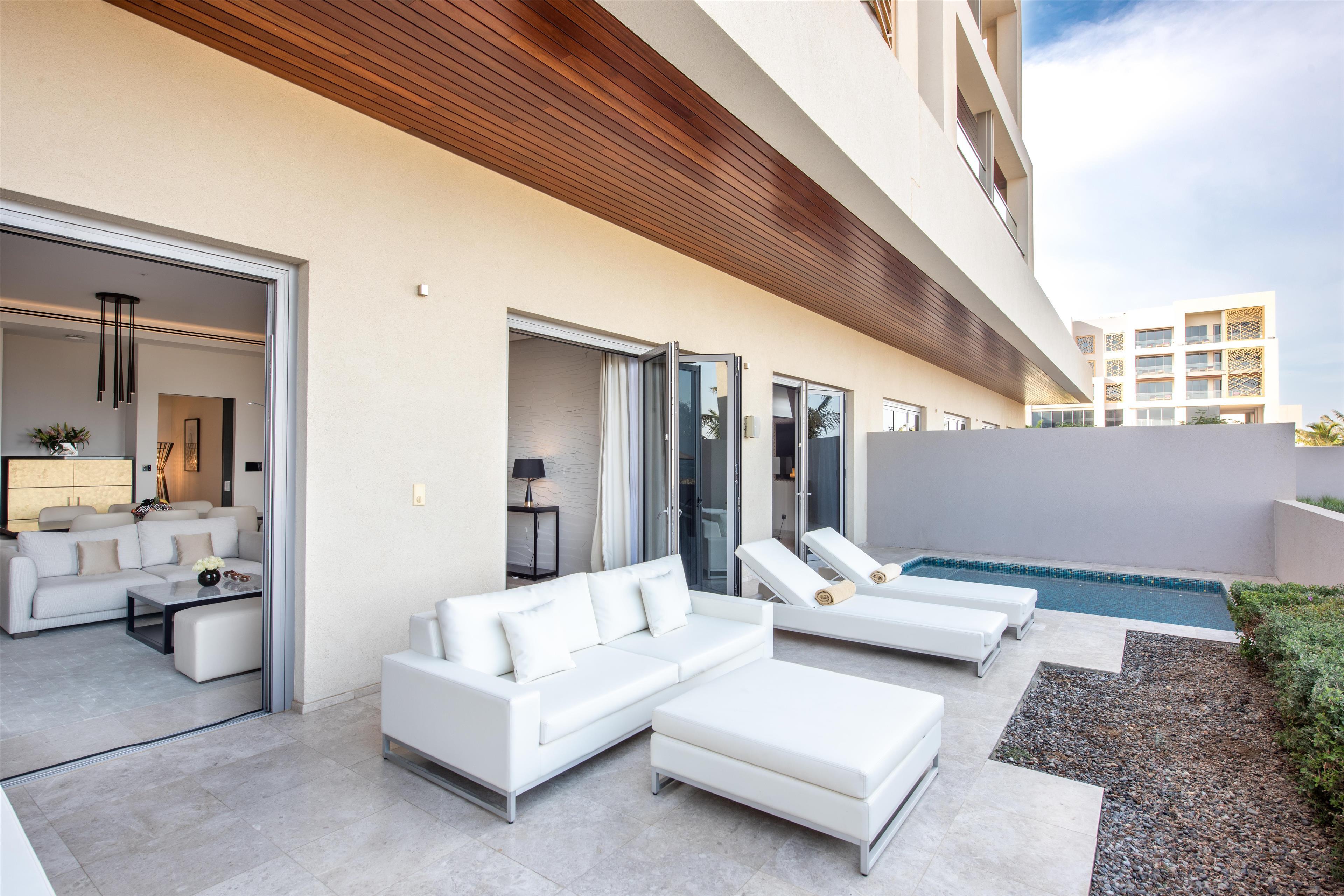 Triple King Size Bed