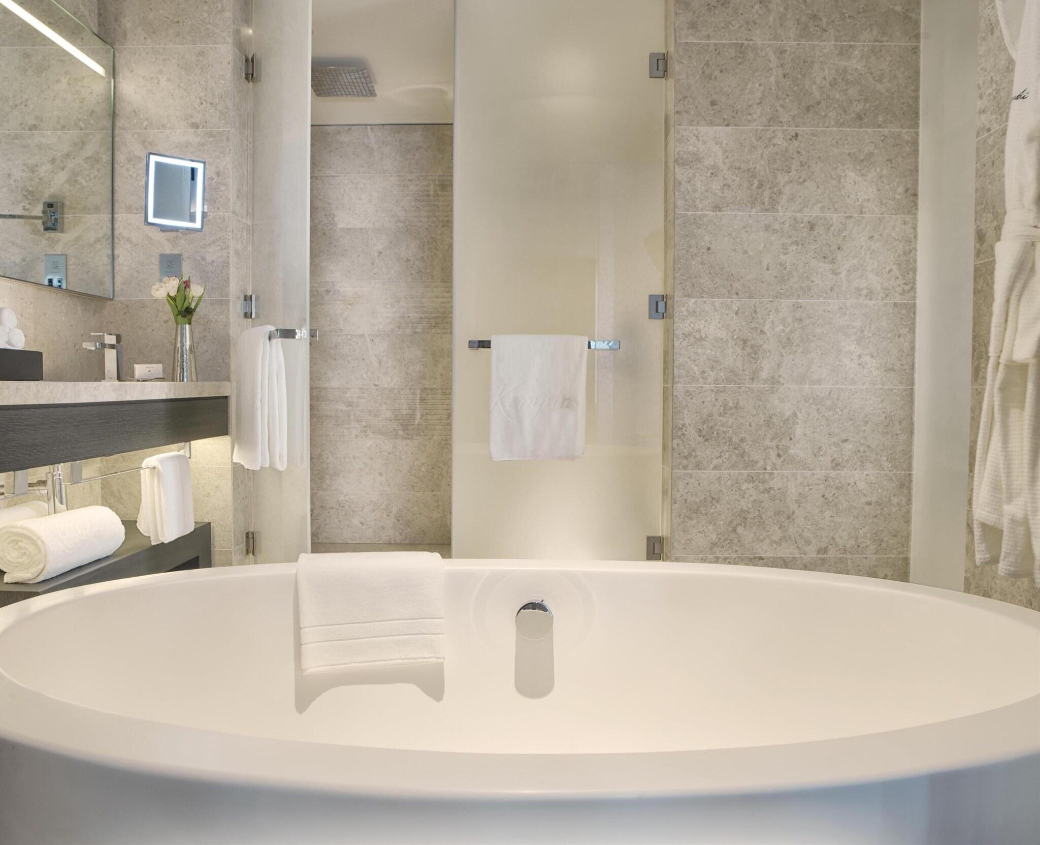 Family Room Superior