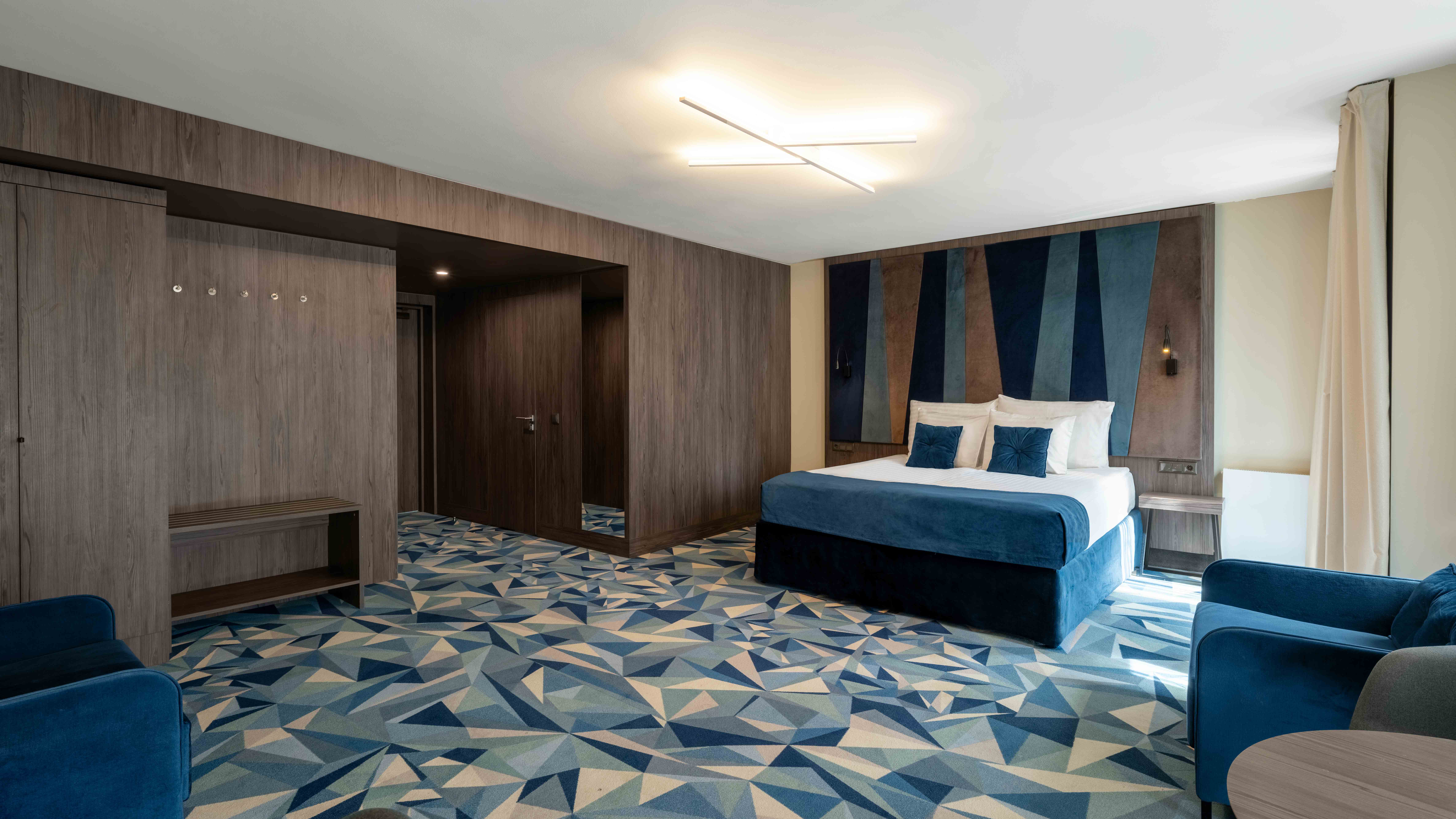 Double or Twin Superior