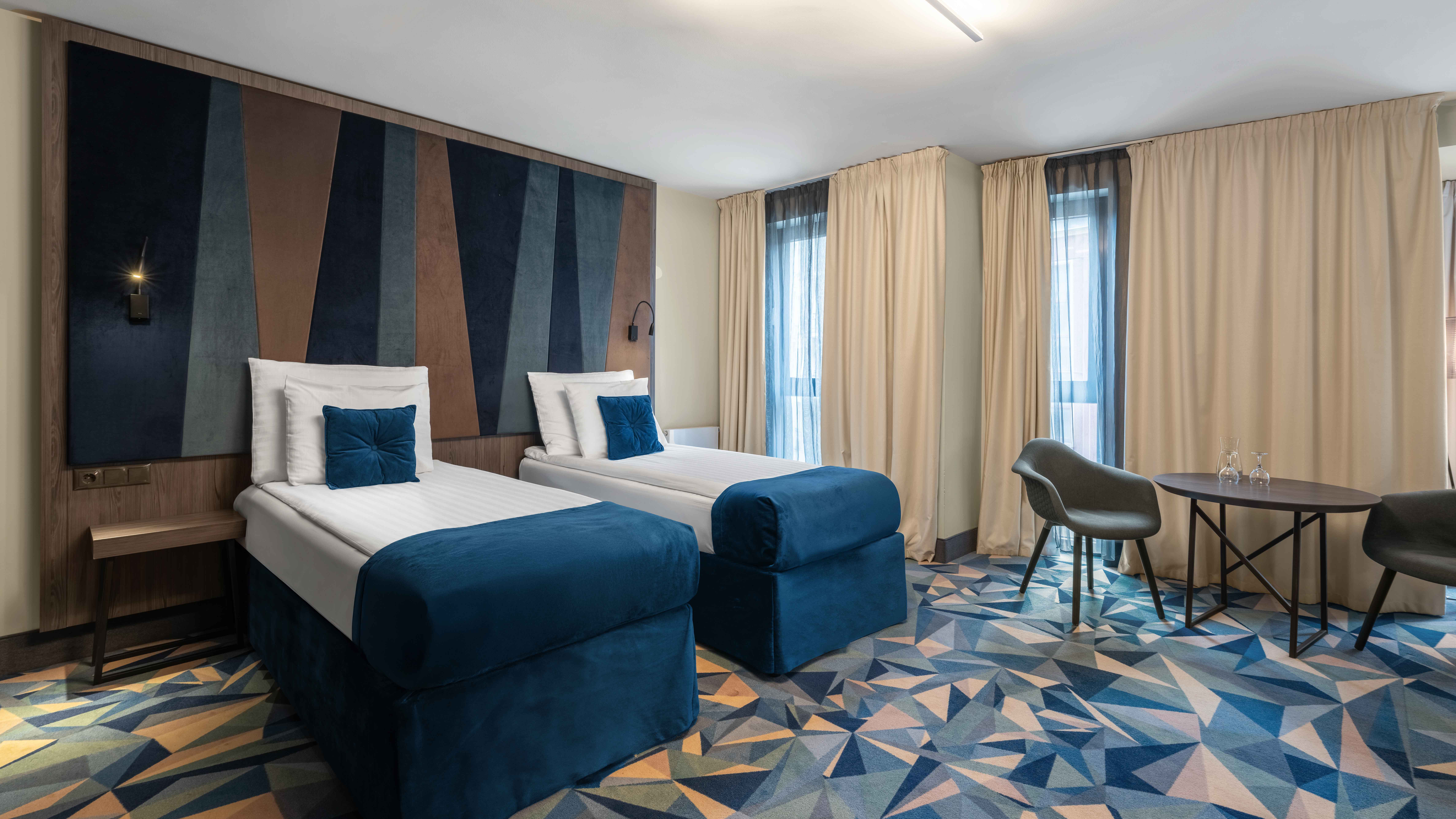 Double or Twin Superior