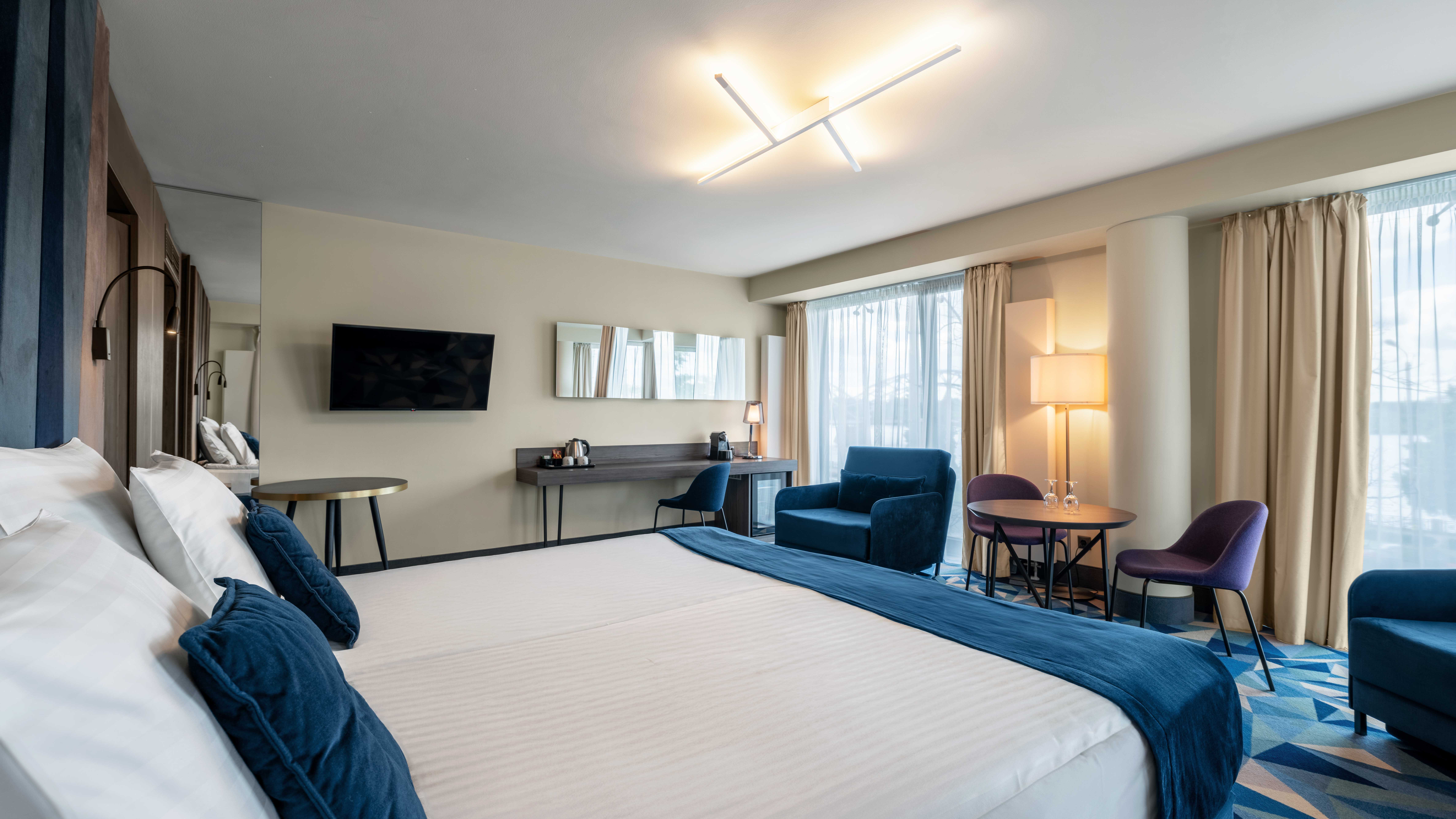 Double or Twin Deluxe