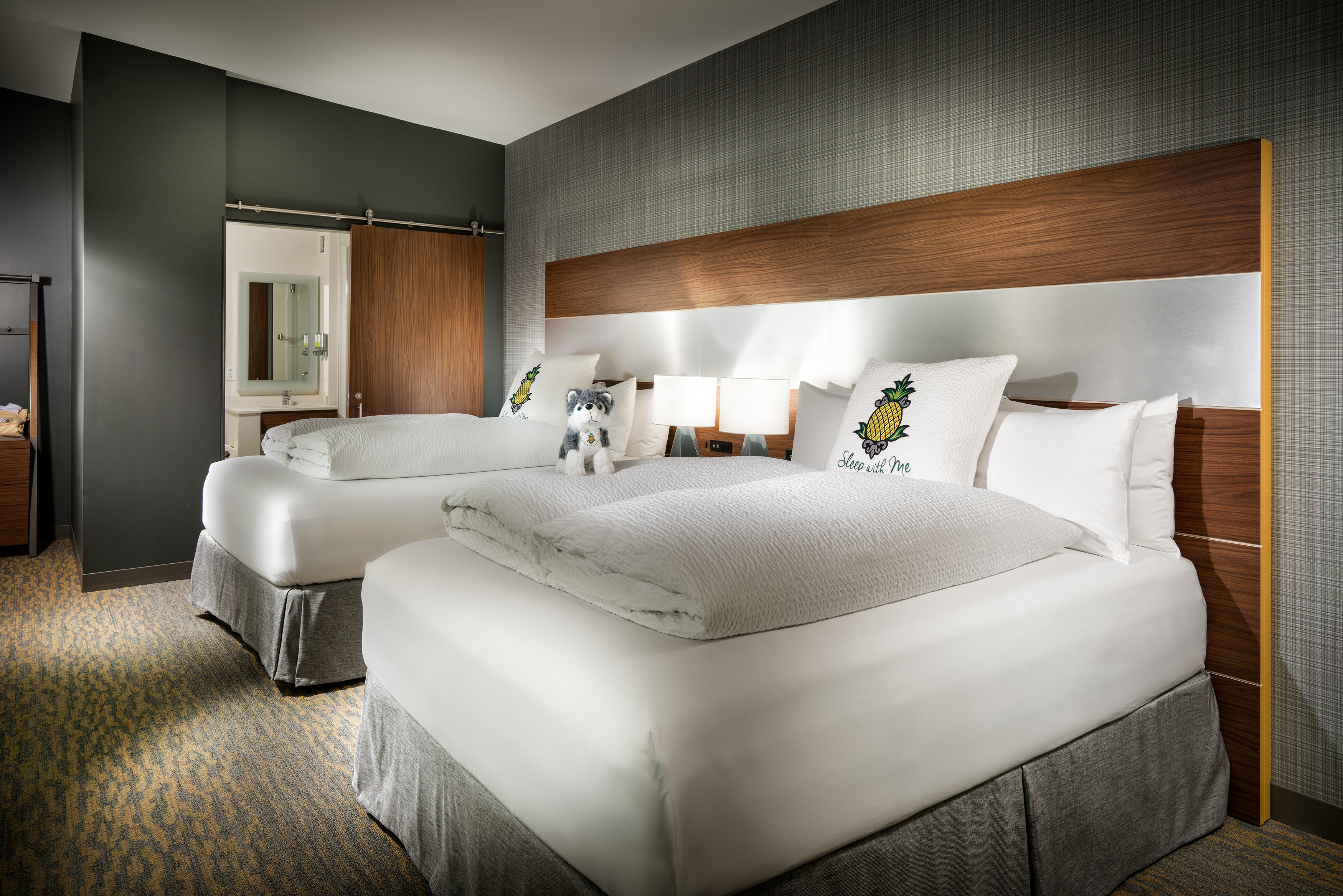 Suite Two Queen Beds