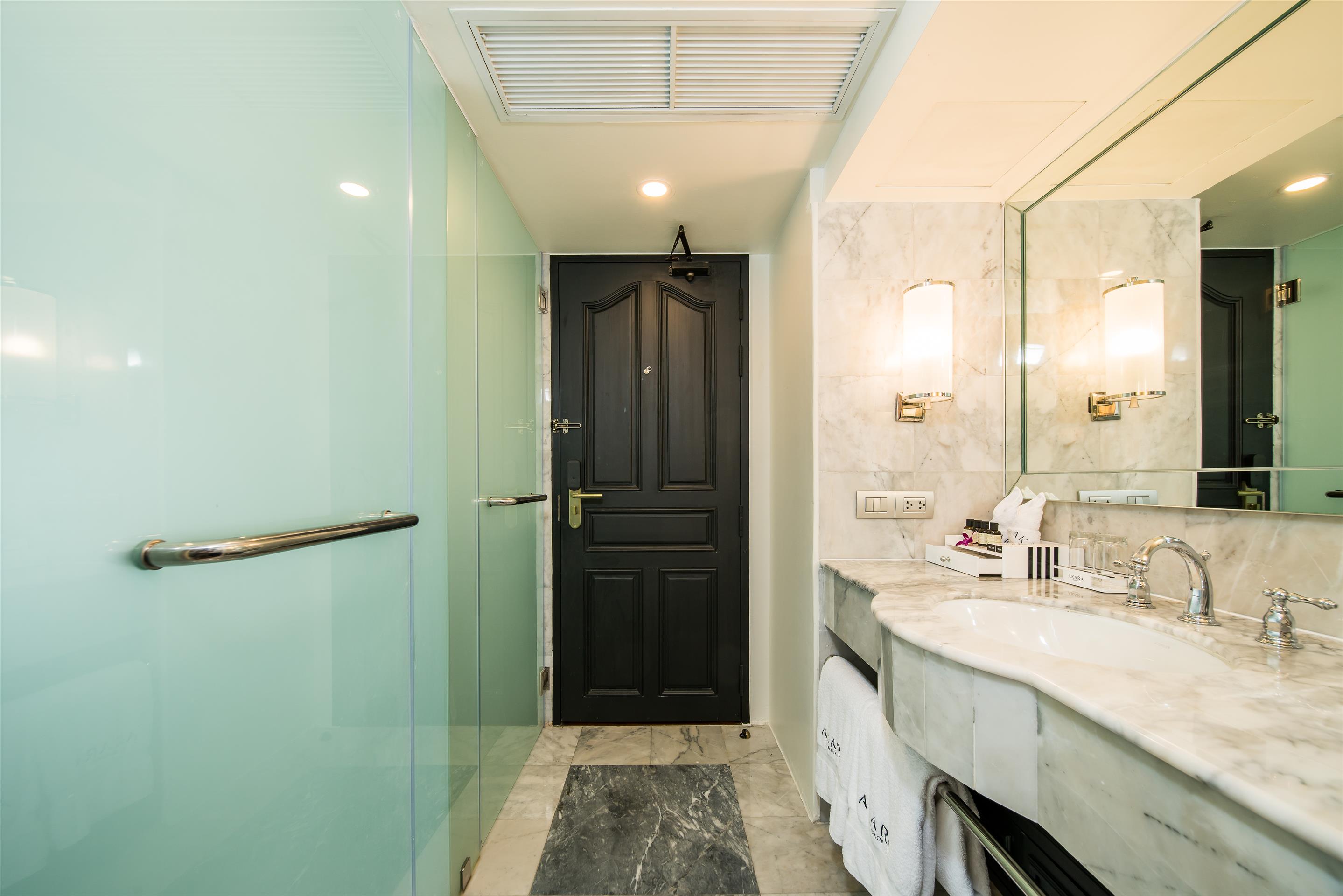 Twin Deluxe Two Beds