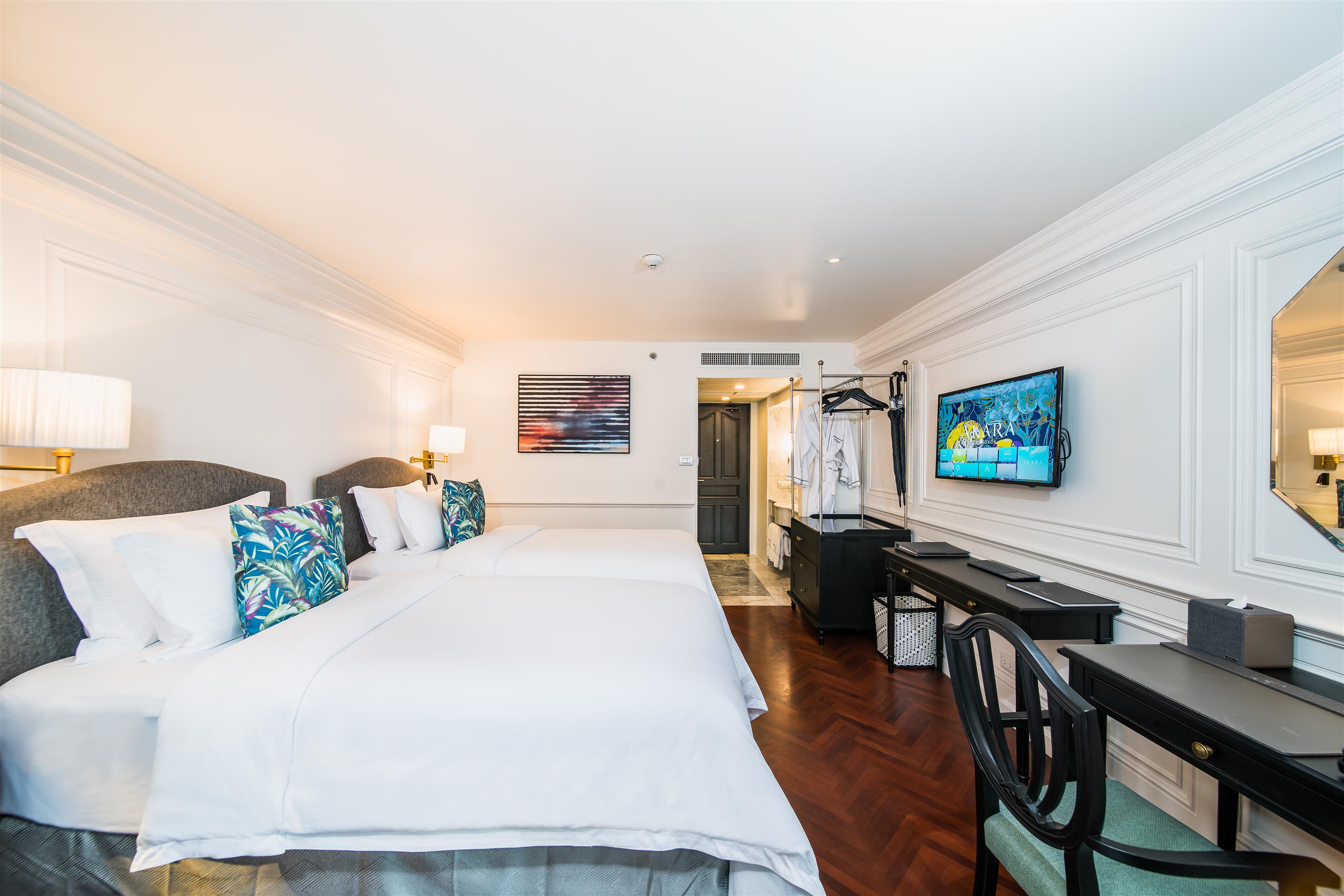 Twin Deluxe Two Beds