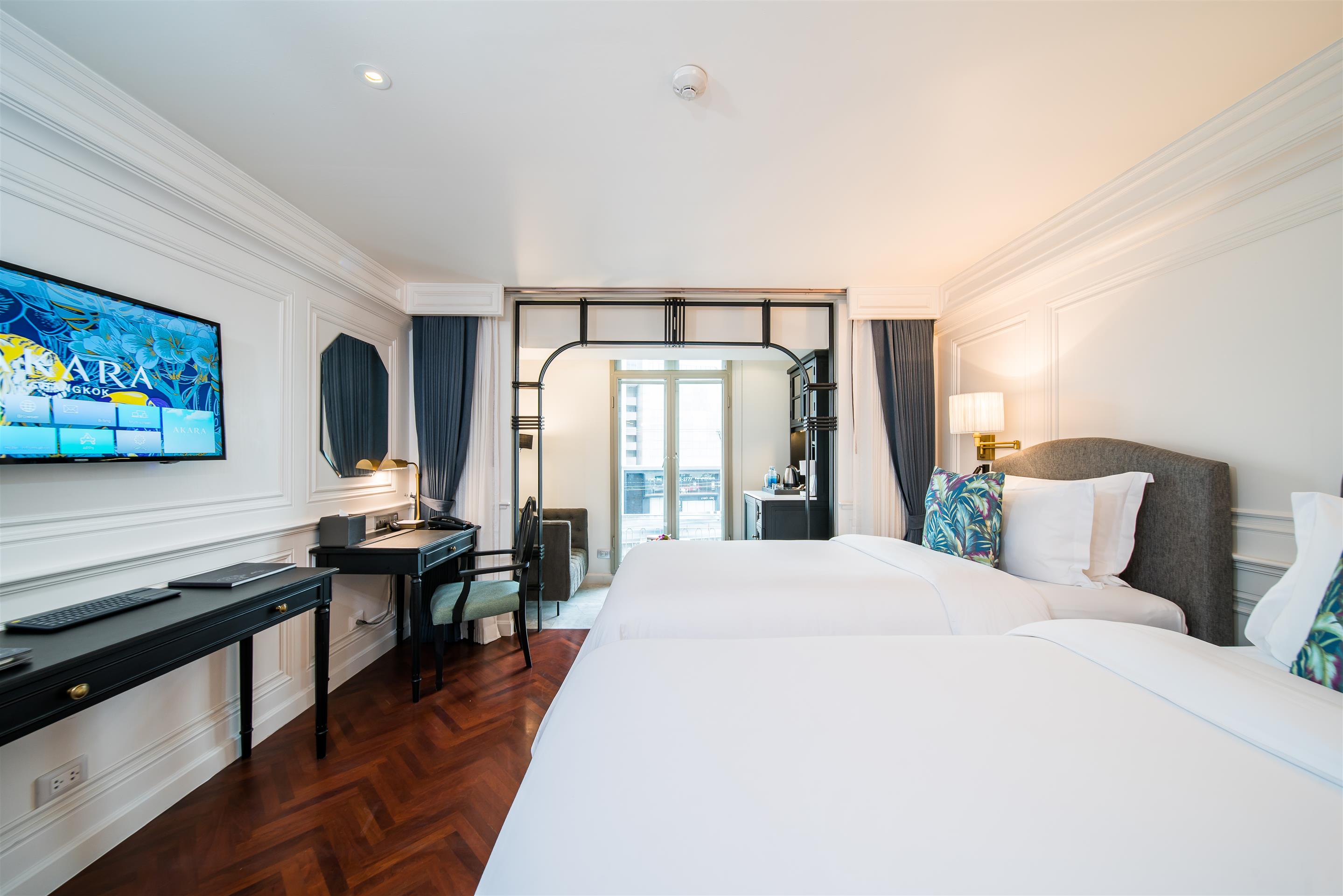 Twin Deluxe Two Beds