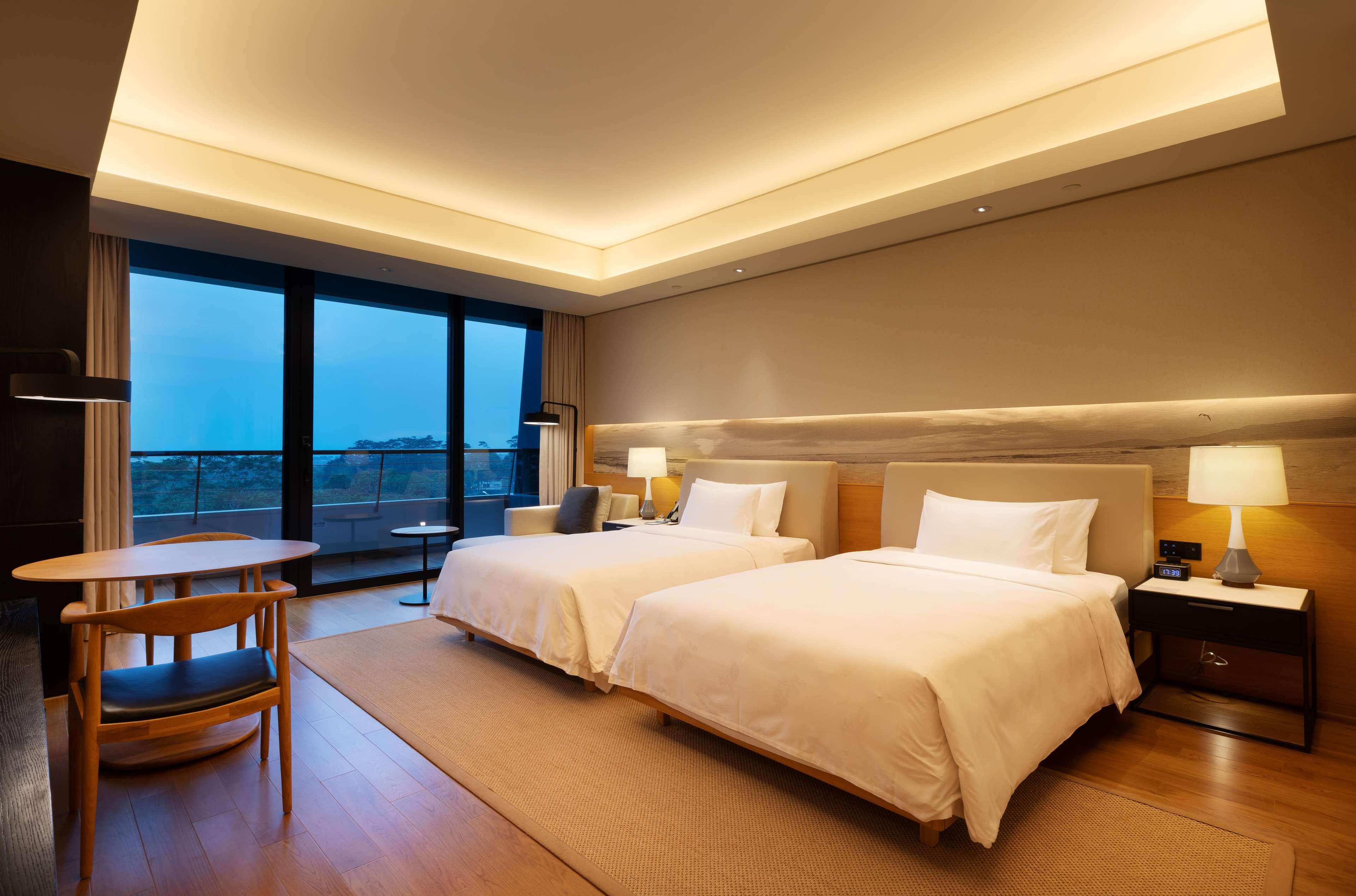 Room Deluxe Sea View