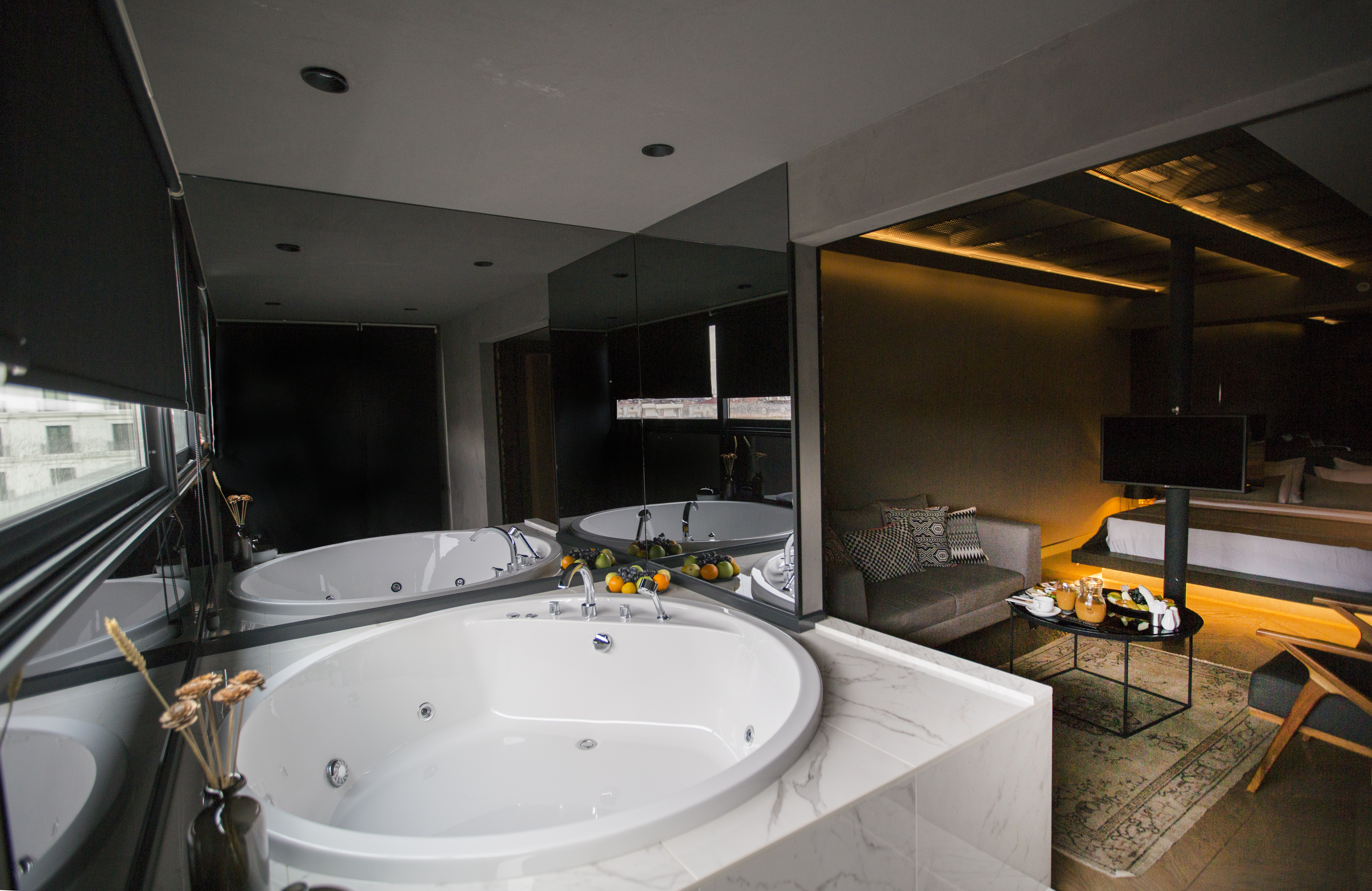 Junior Suite with Jacuzzi