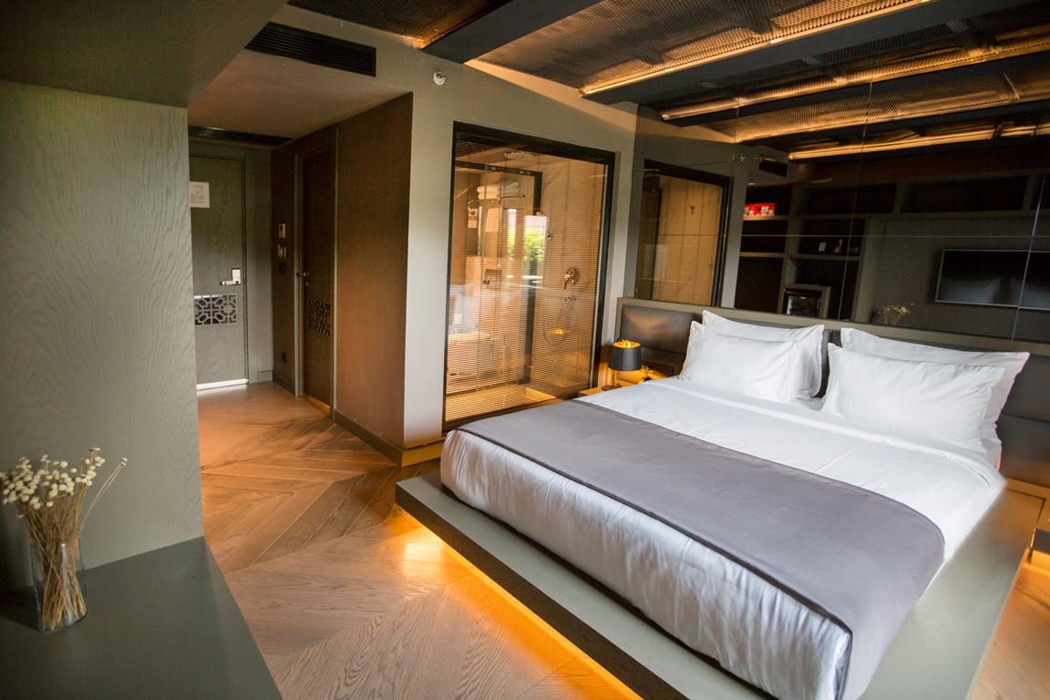 Double Deluxe with Terrace