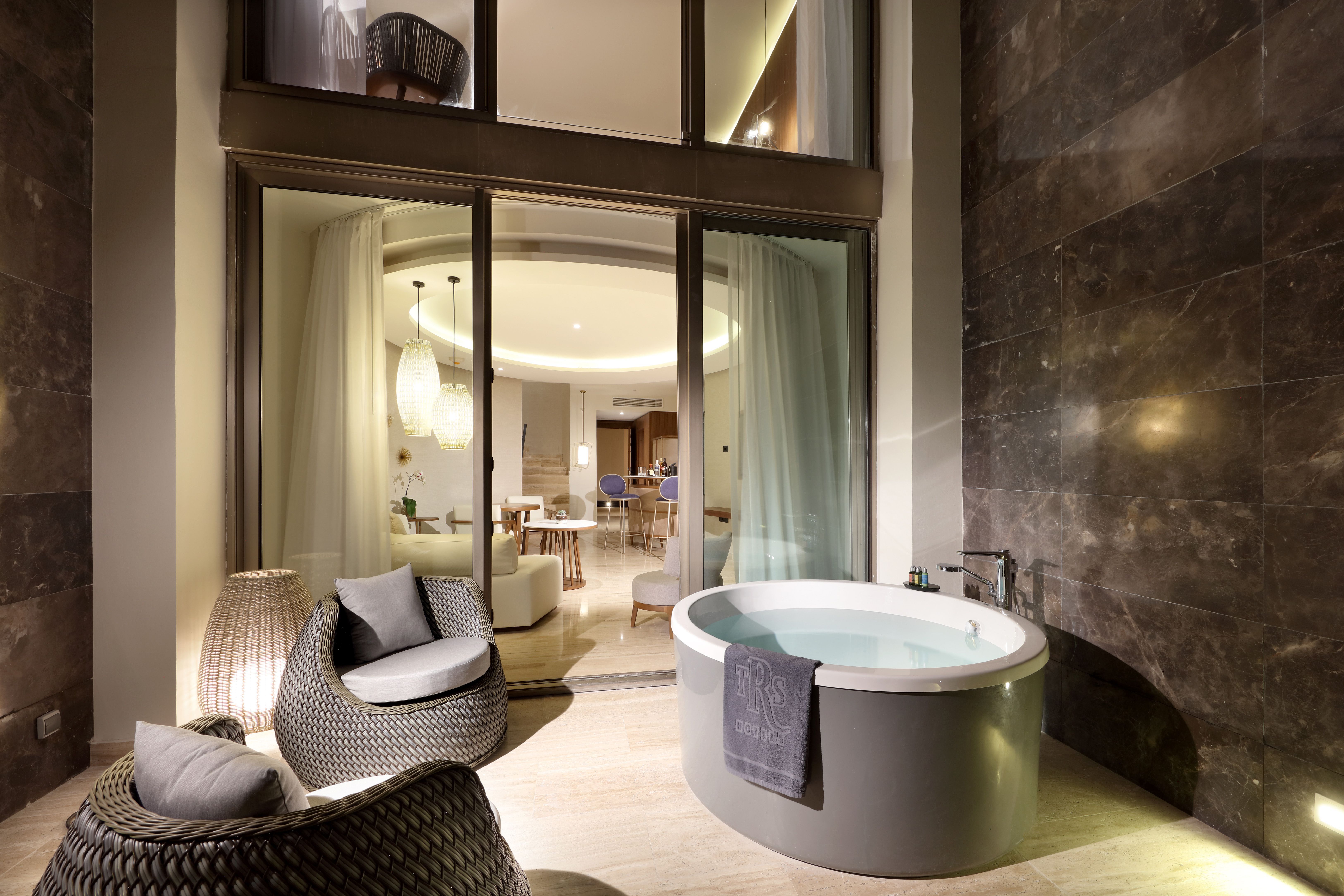 Suite with Jacuzzi