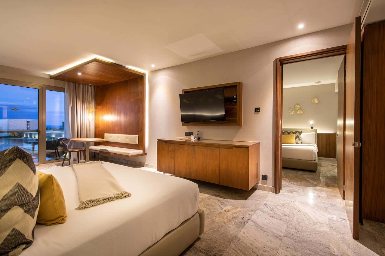 Suite Connecting Room