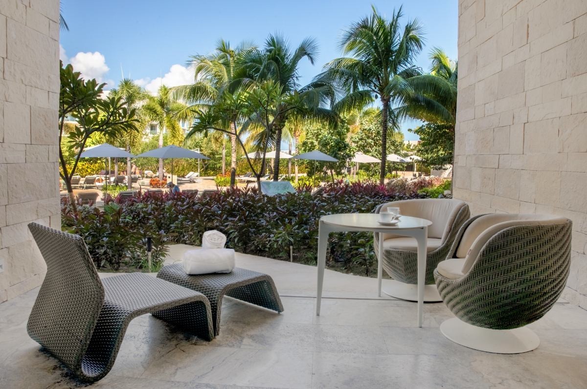 Junior Suite Pool View