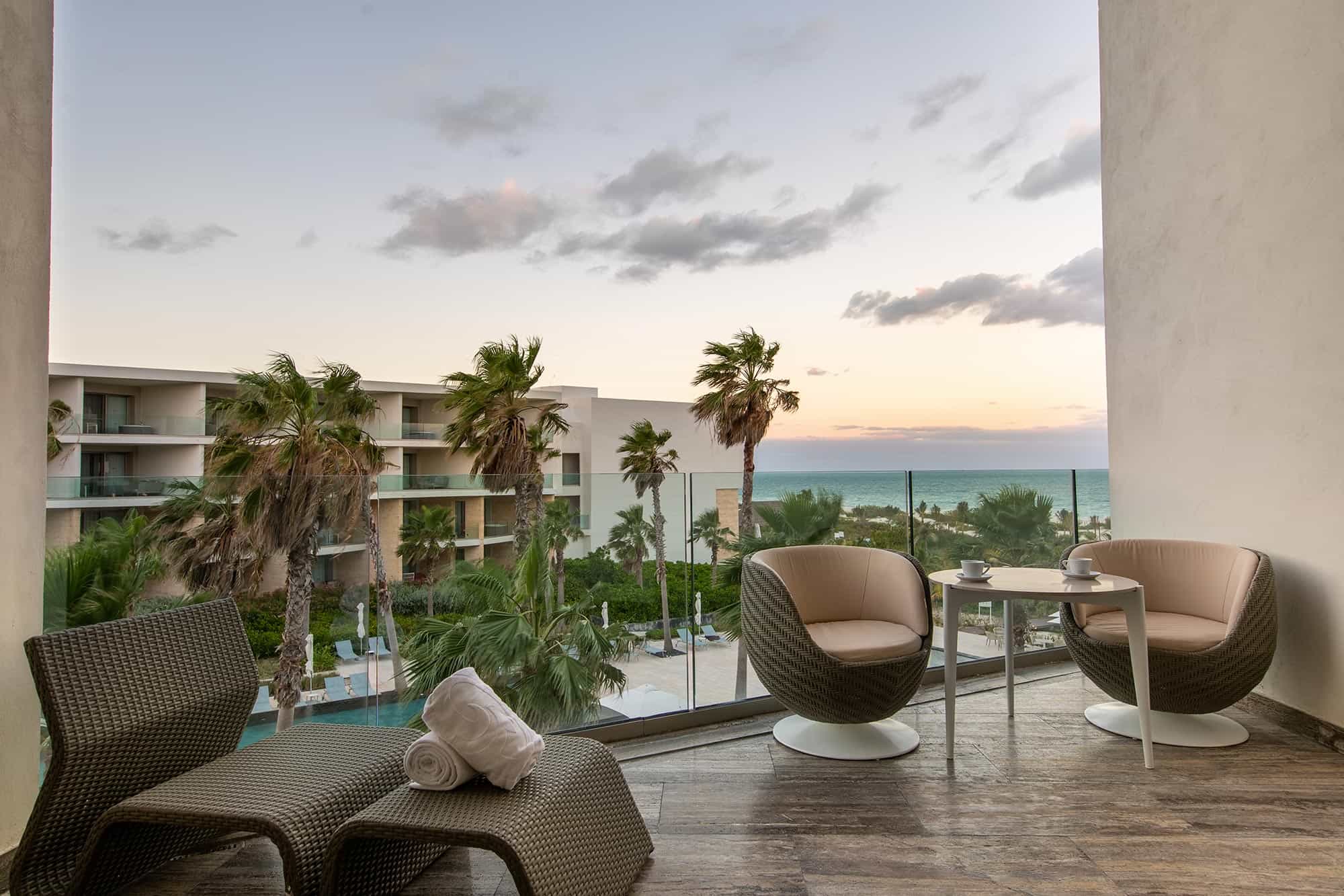 Junior Suite Beach Front