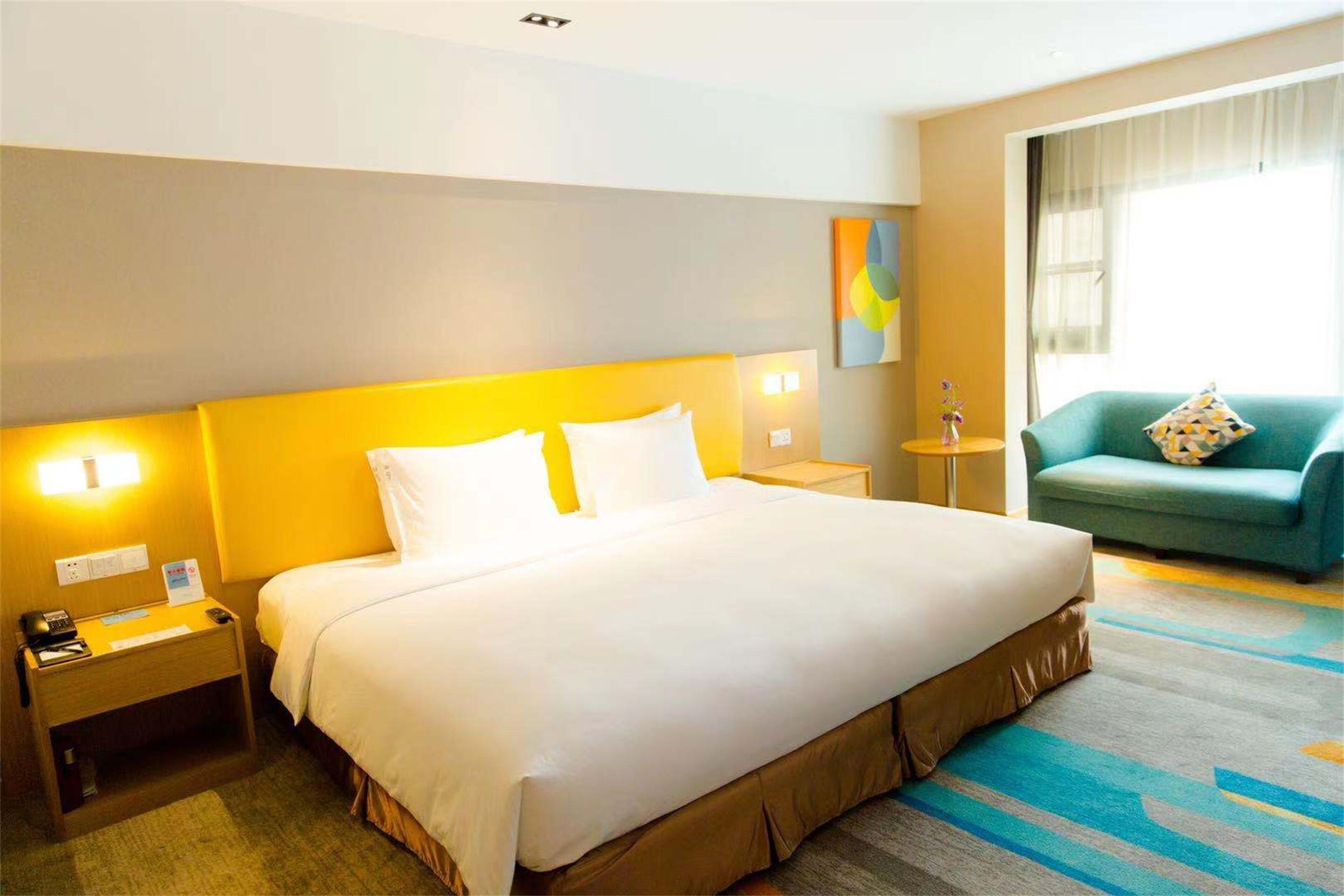 Double King Size Bed