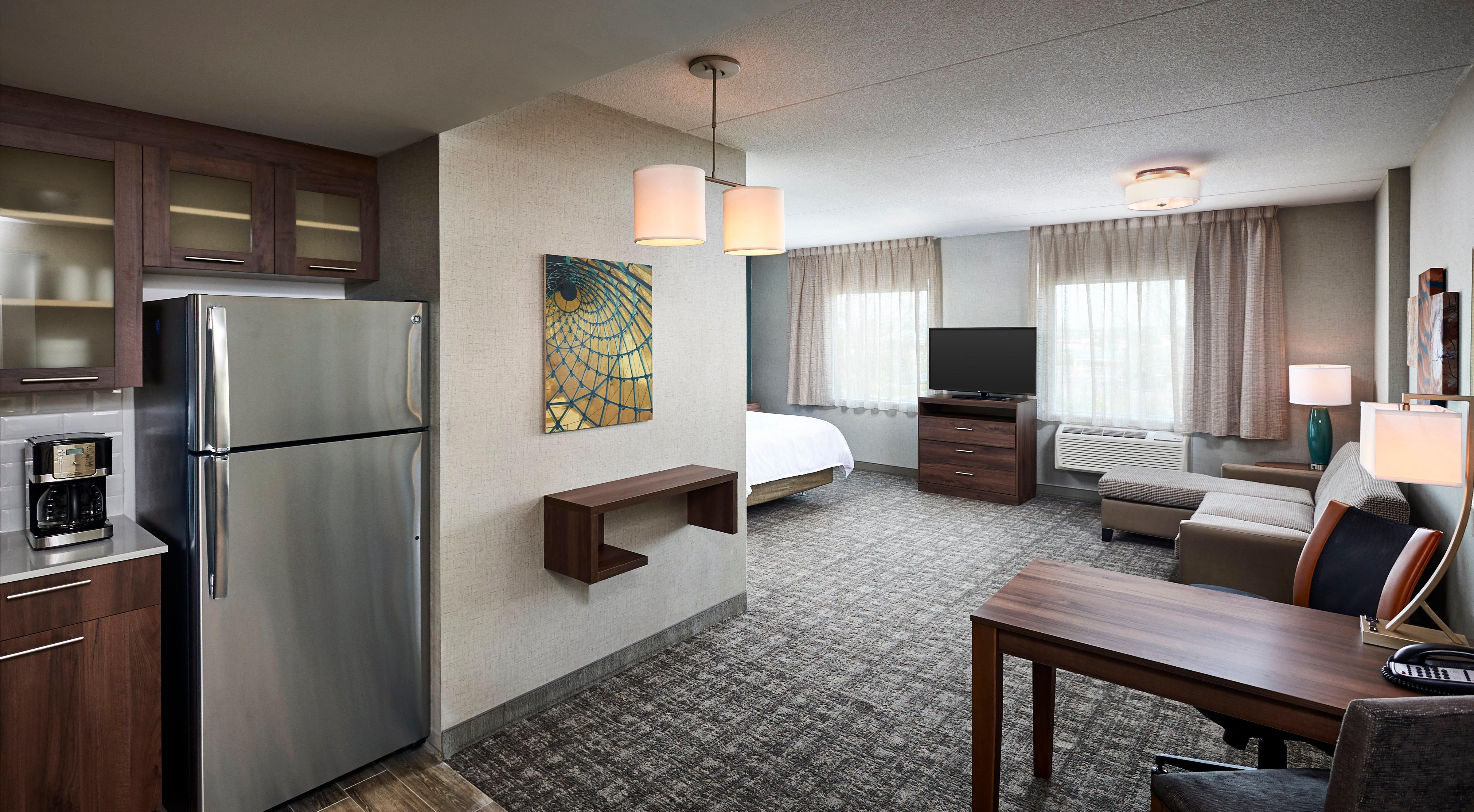 Studio Accessible-queen Size Bed