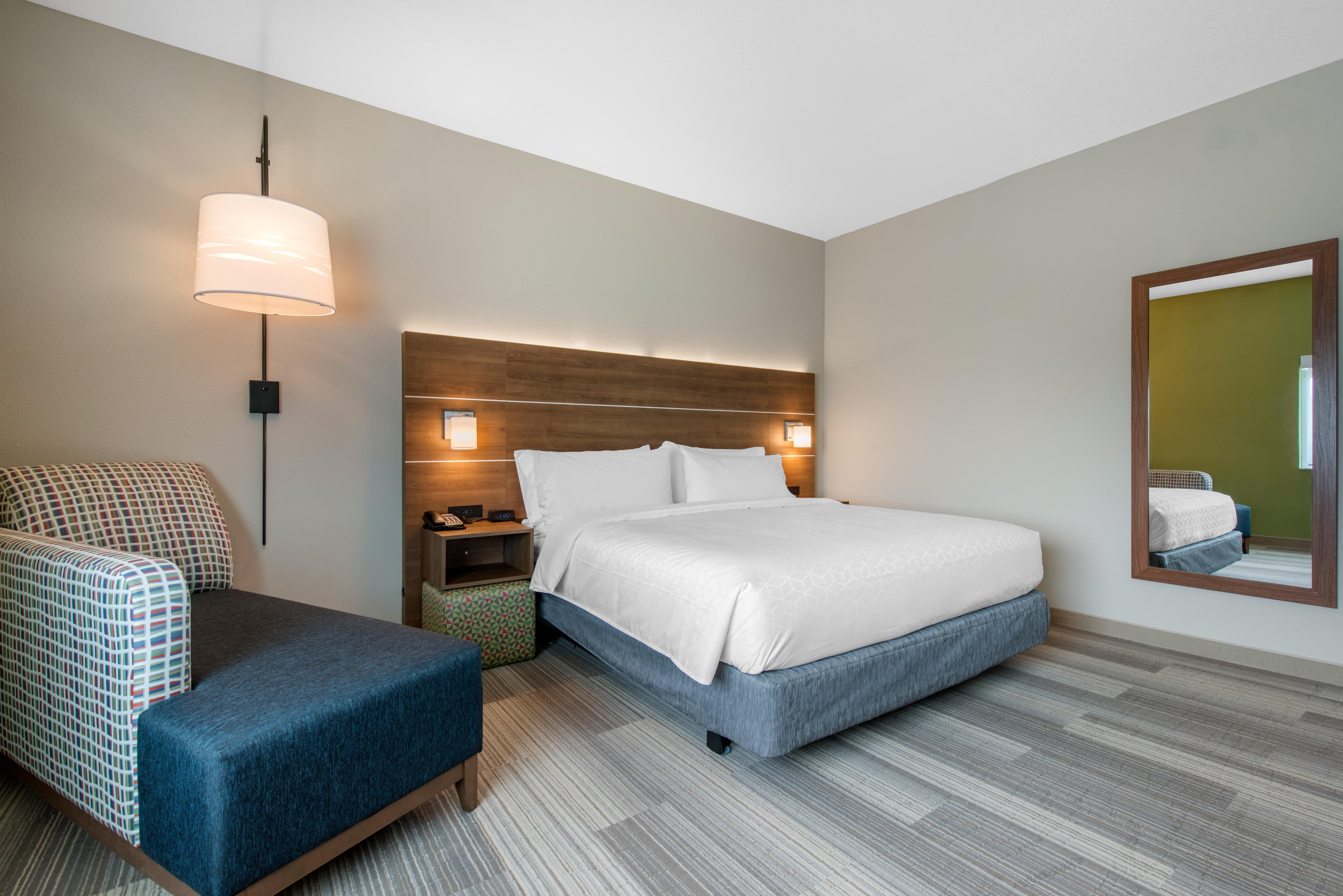 Room Accessible King Size Bed