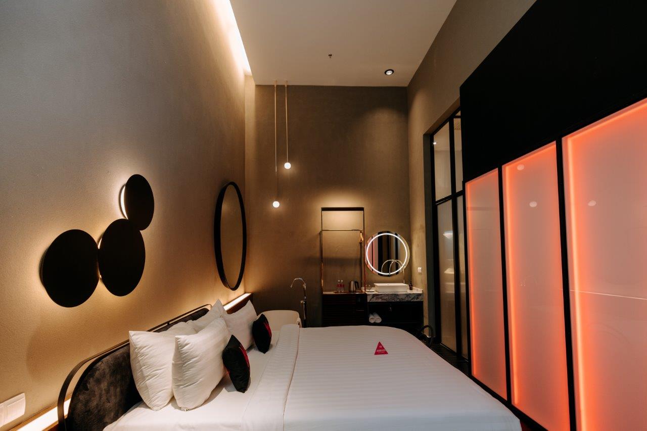 Double King Size Bed