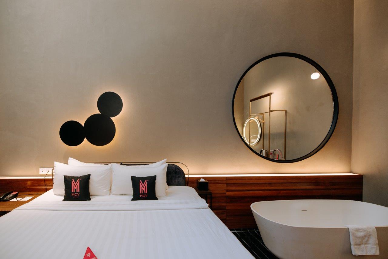 Double King Size Bed