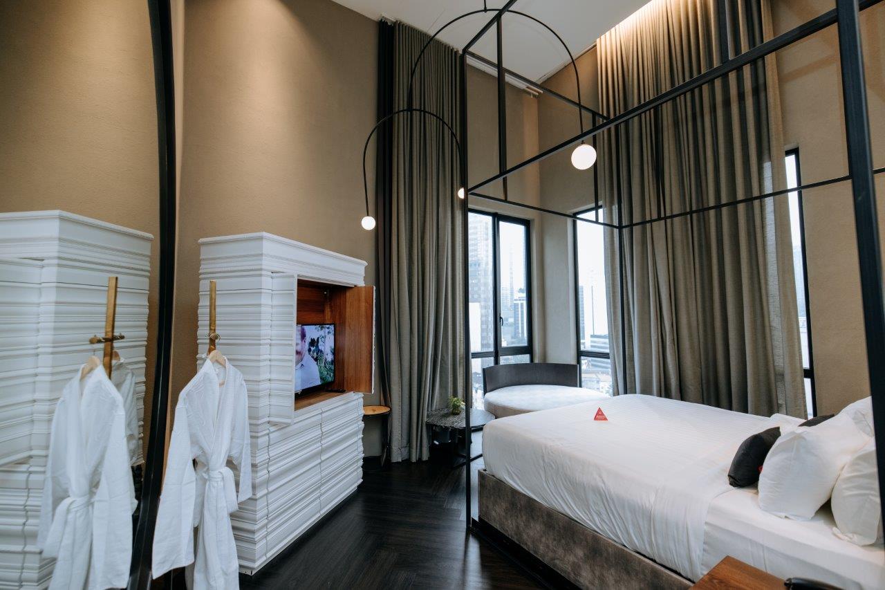 Double King Size Bed