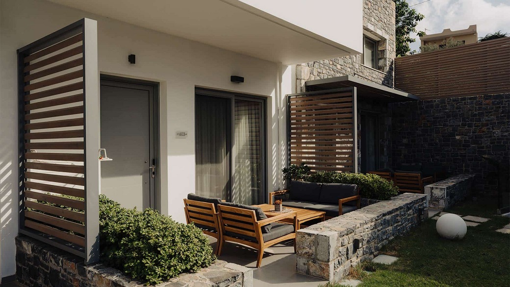 Apartment Pool View One Bedroom