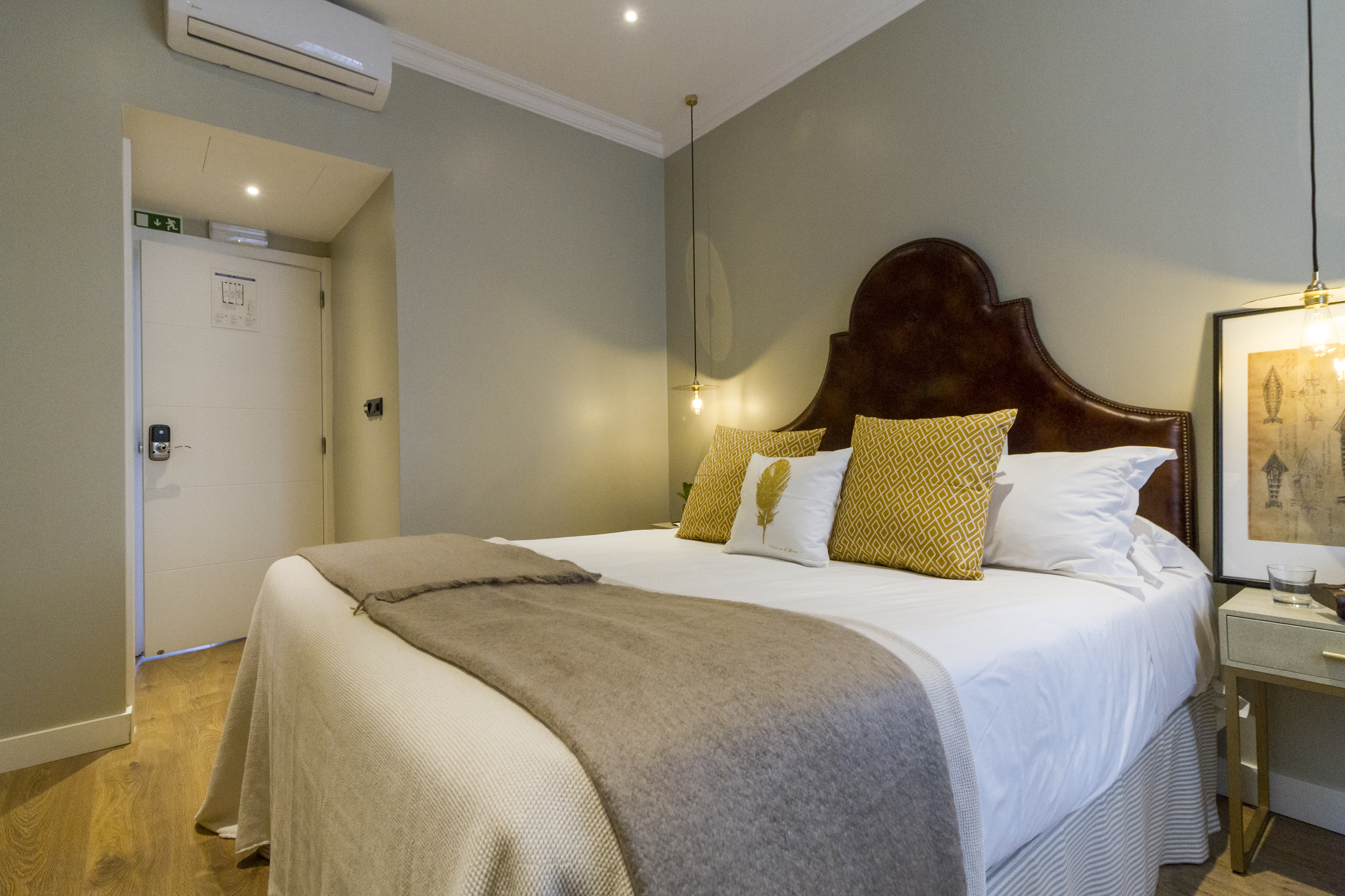 Double or Twin Standard