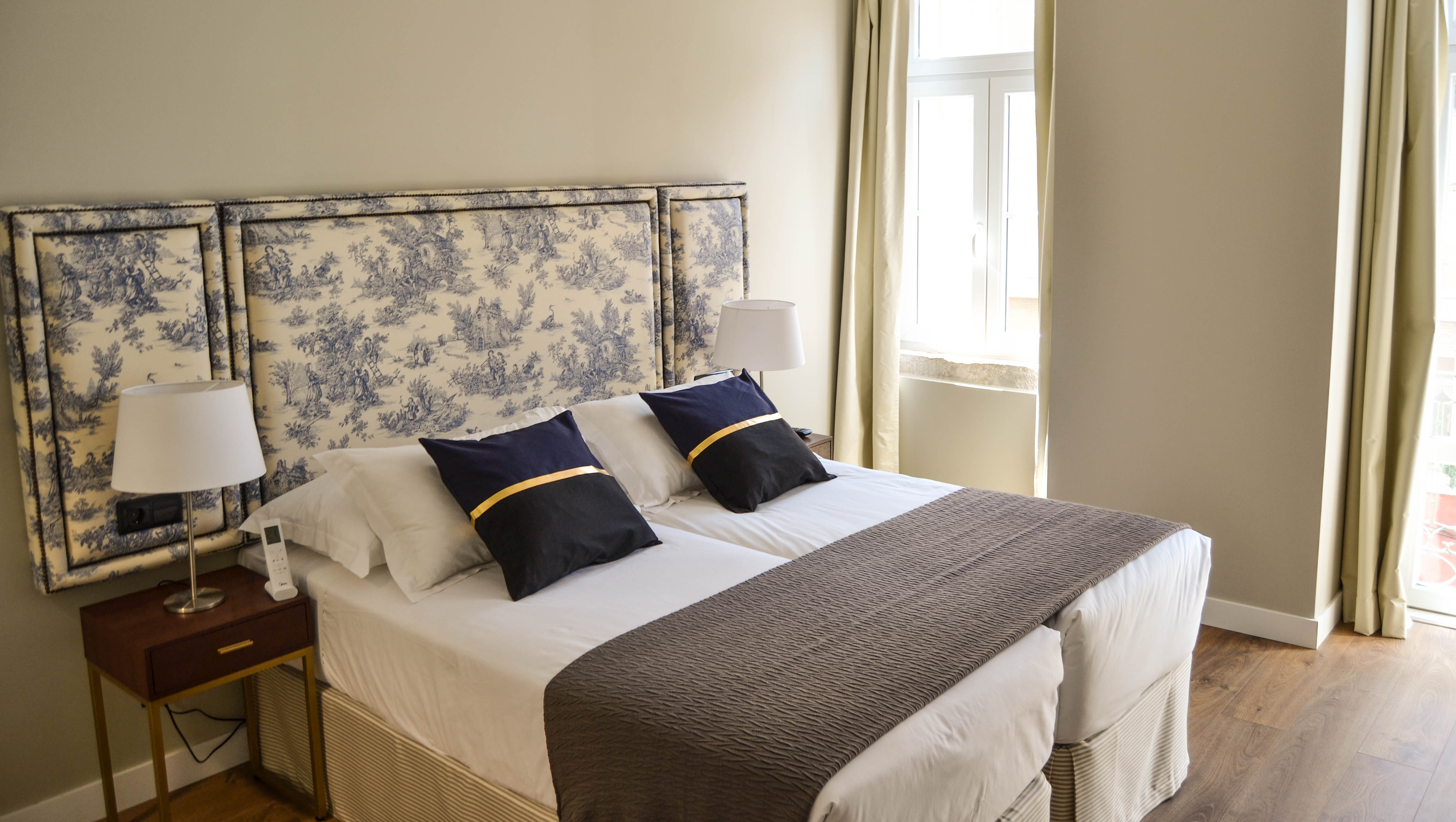 Double or Twin Standard