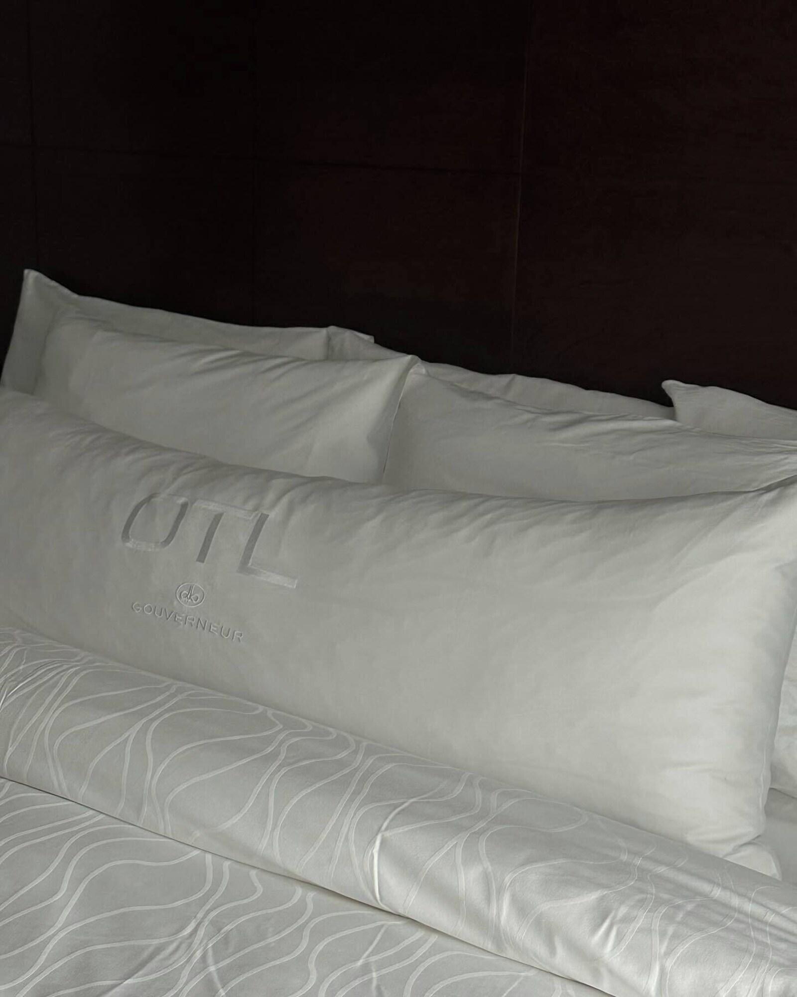 Double Superior King Bed