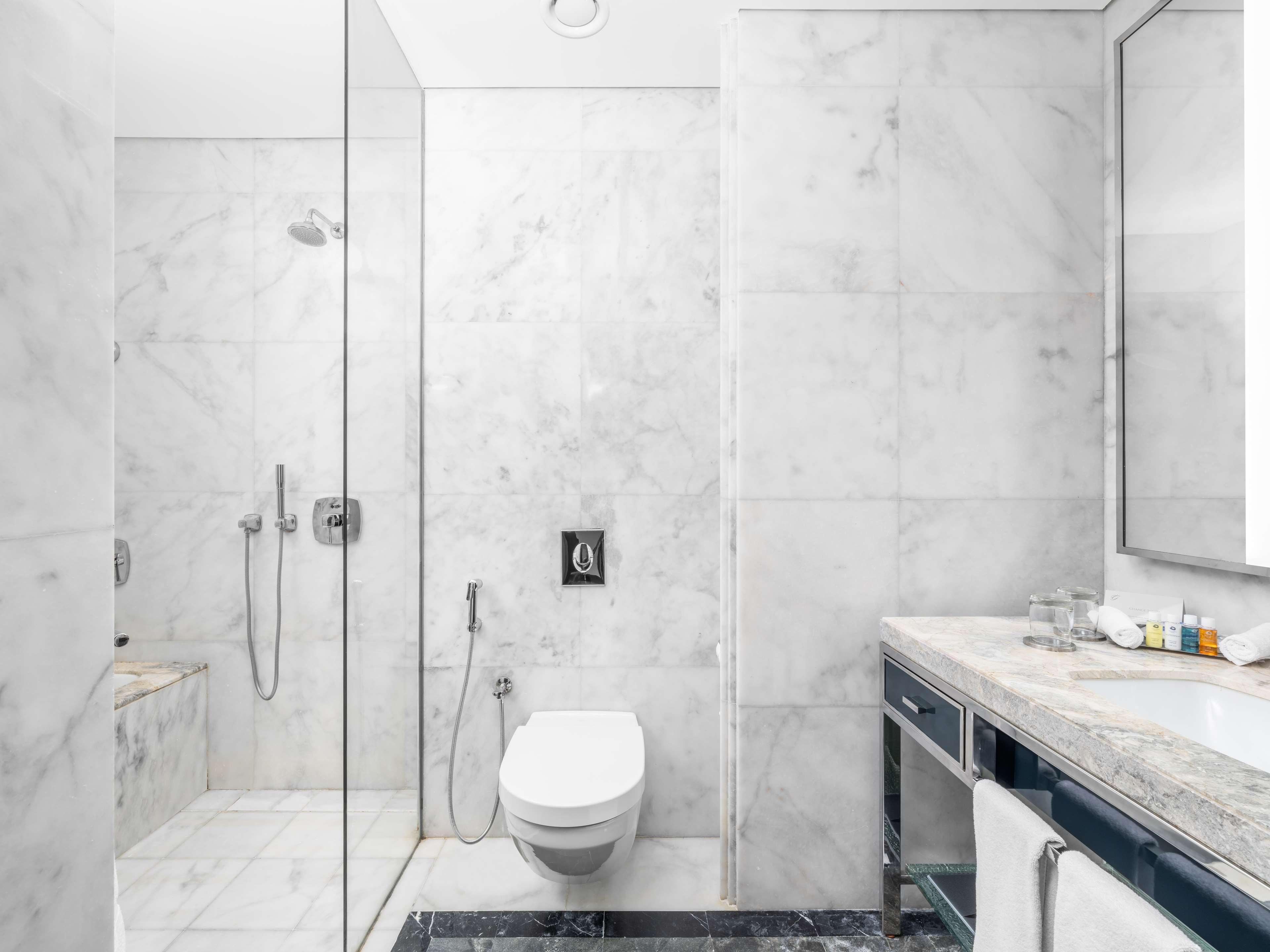 Double Executive King Bed