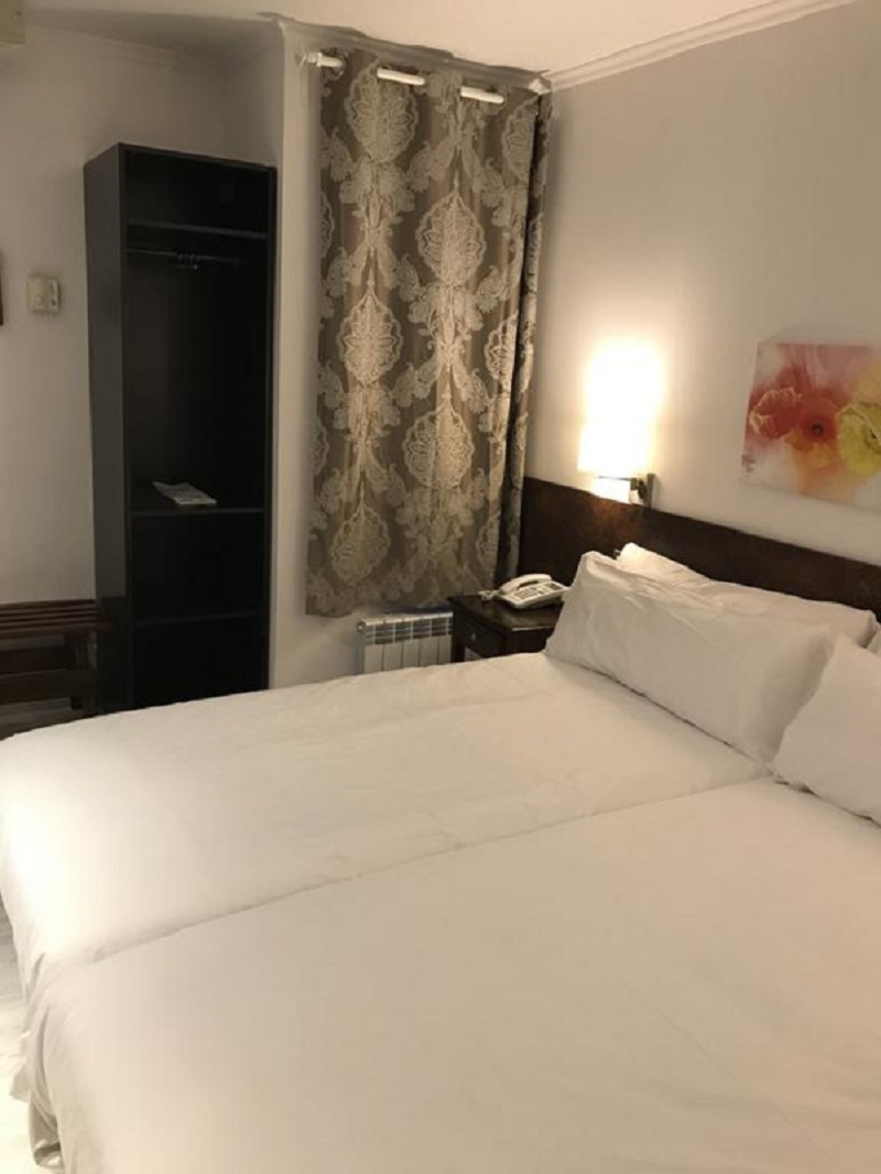 Family Room Capacity 4