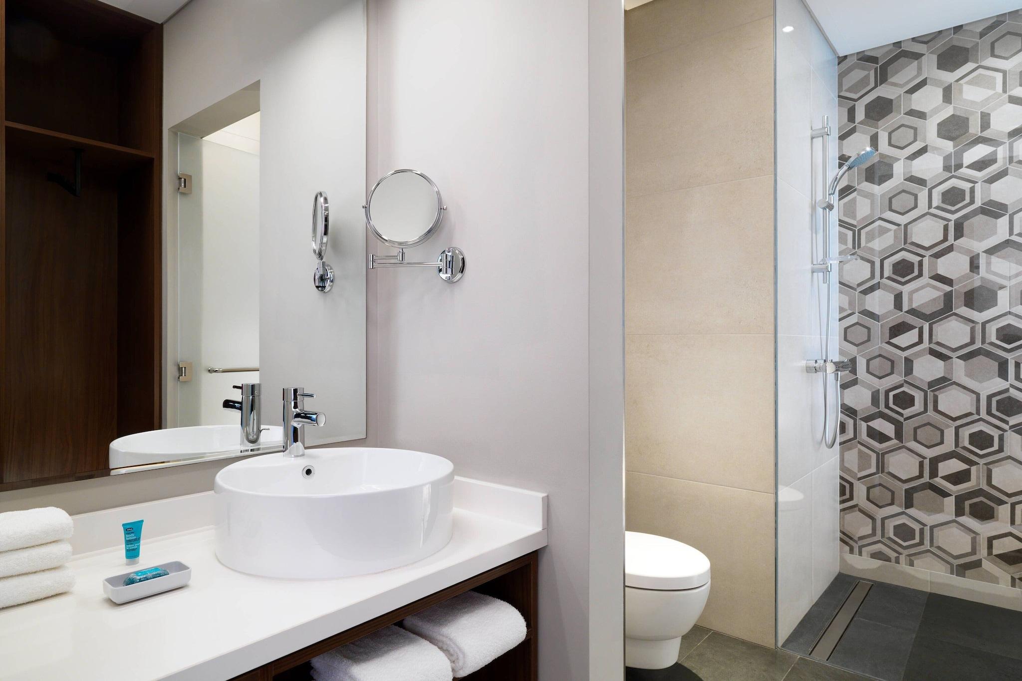 Suite King Bed One Bedroom 