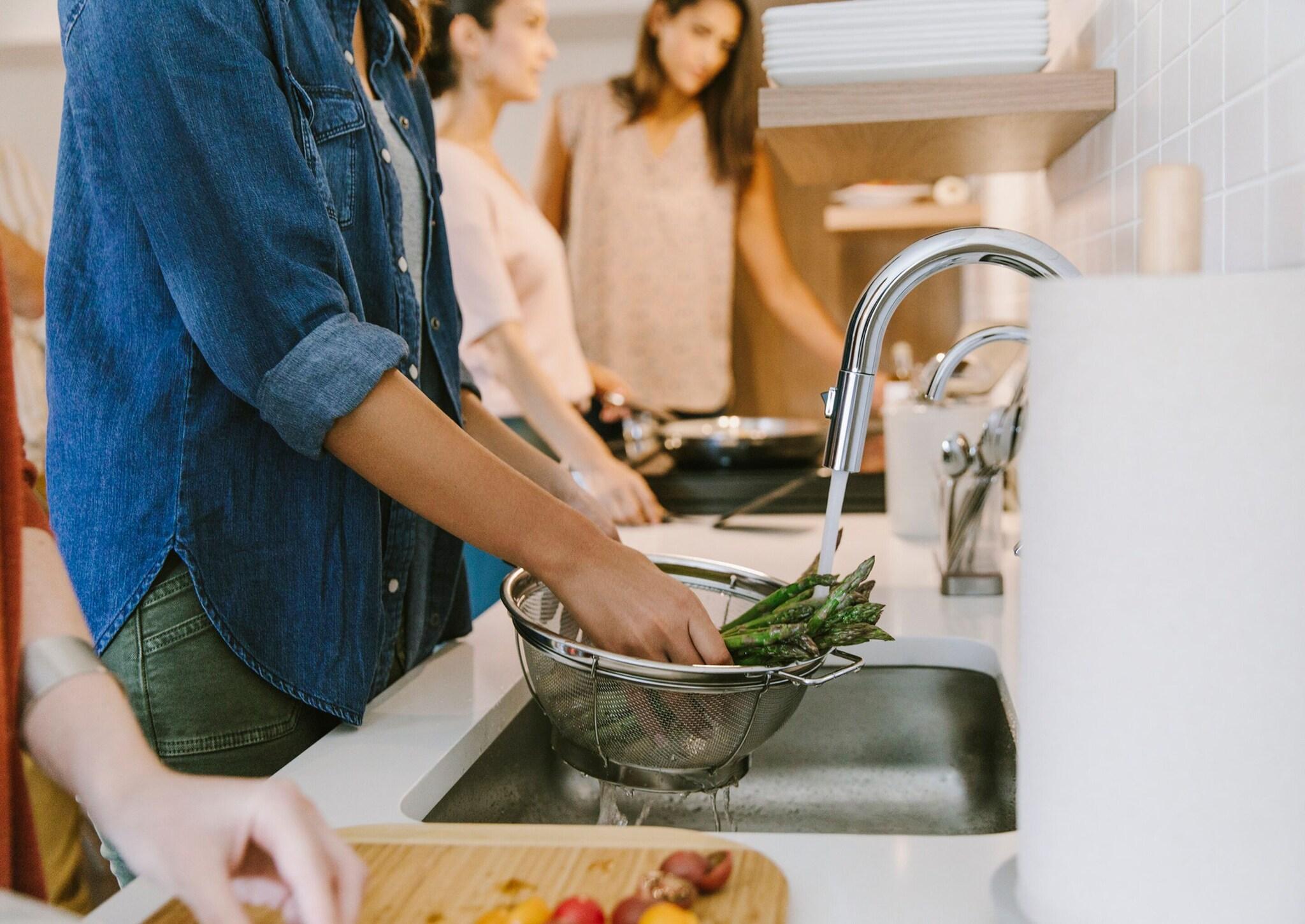 Studio King Size Bed