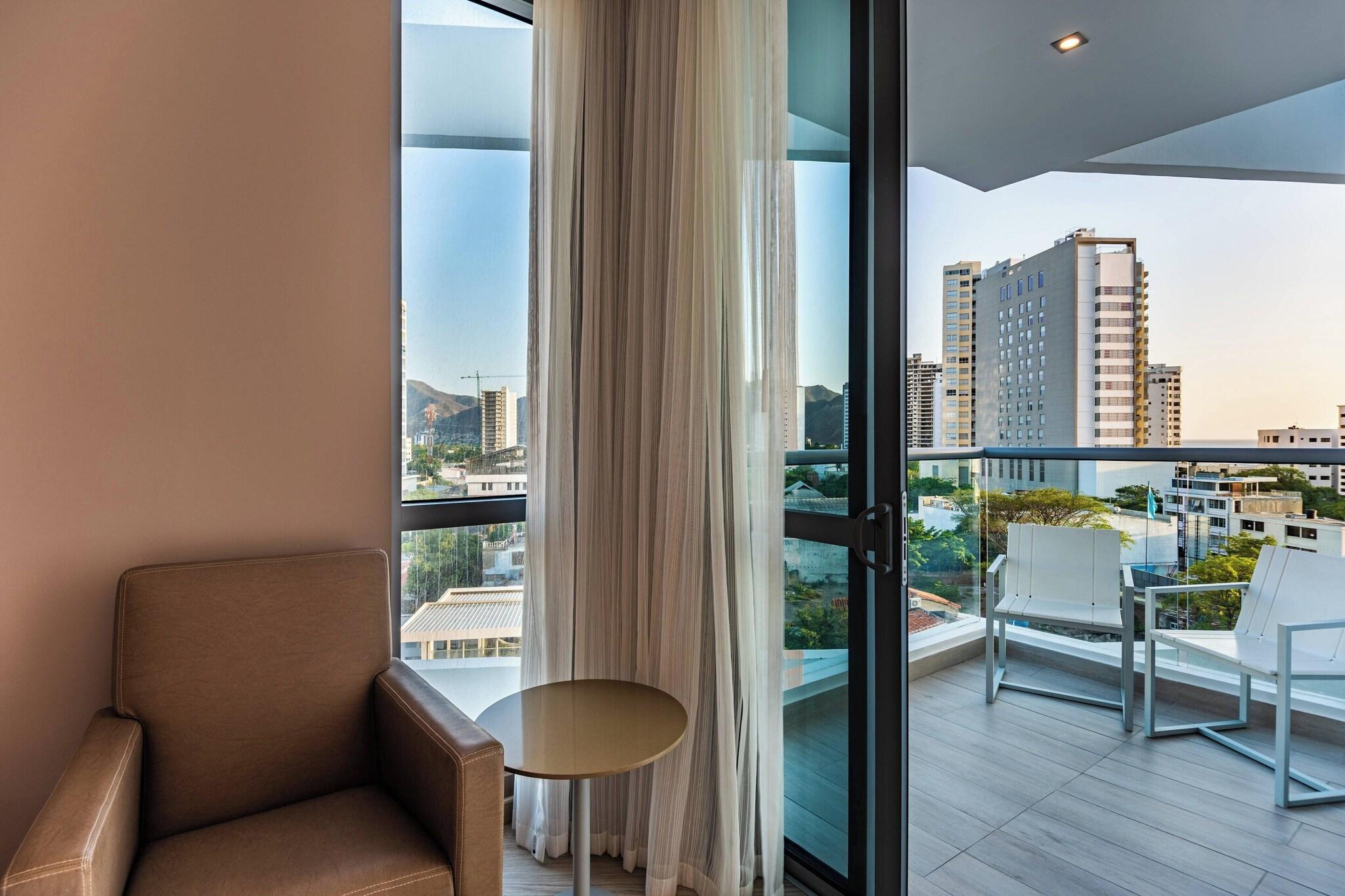 Double Sea View King Bed