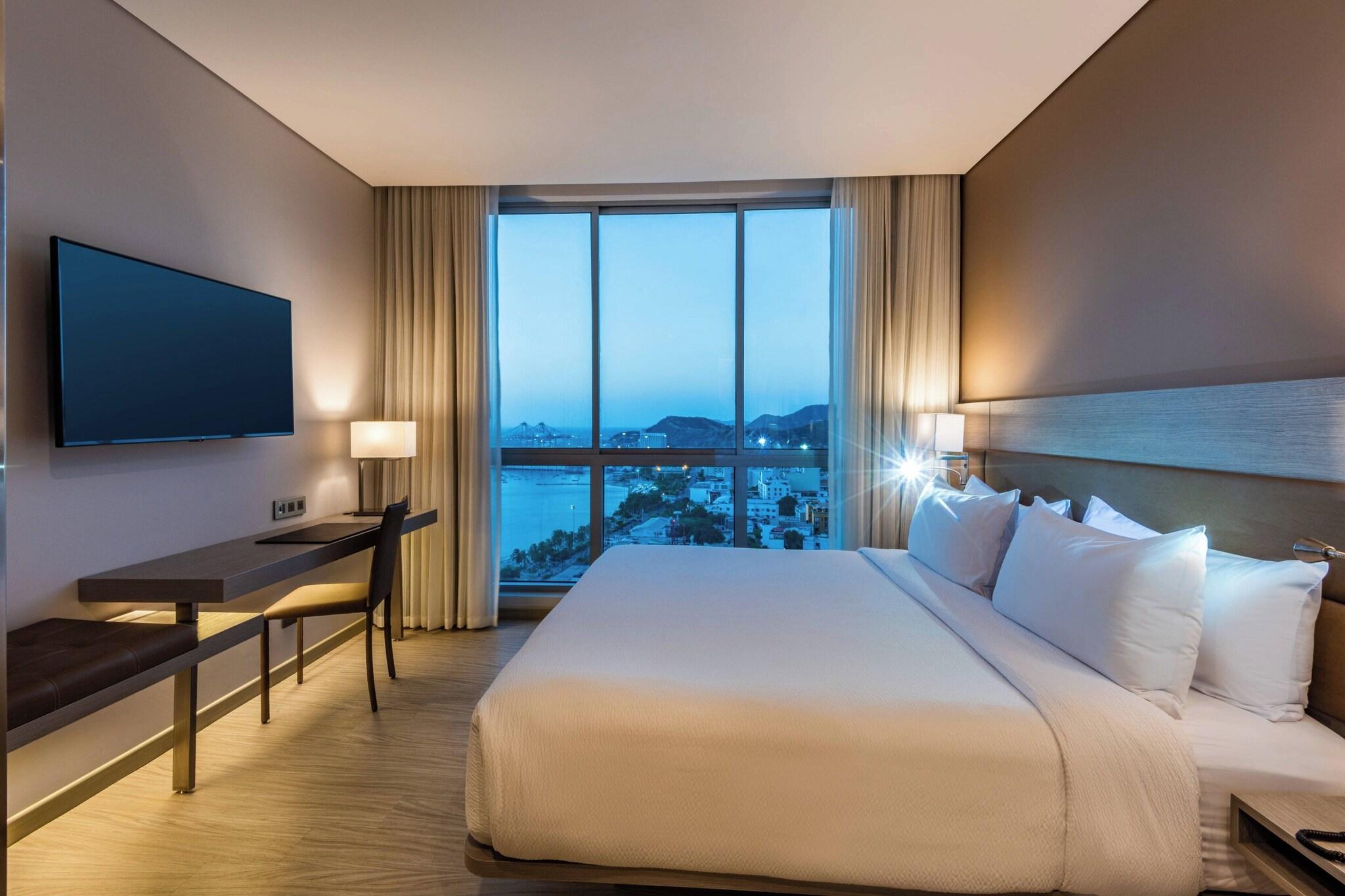 Double City View King Bed