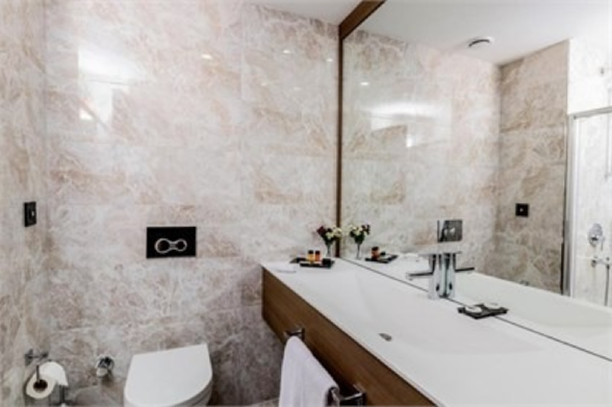 Room Two Double Beds