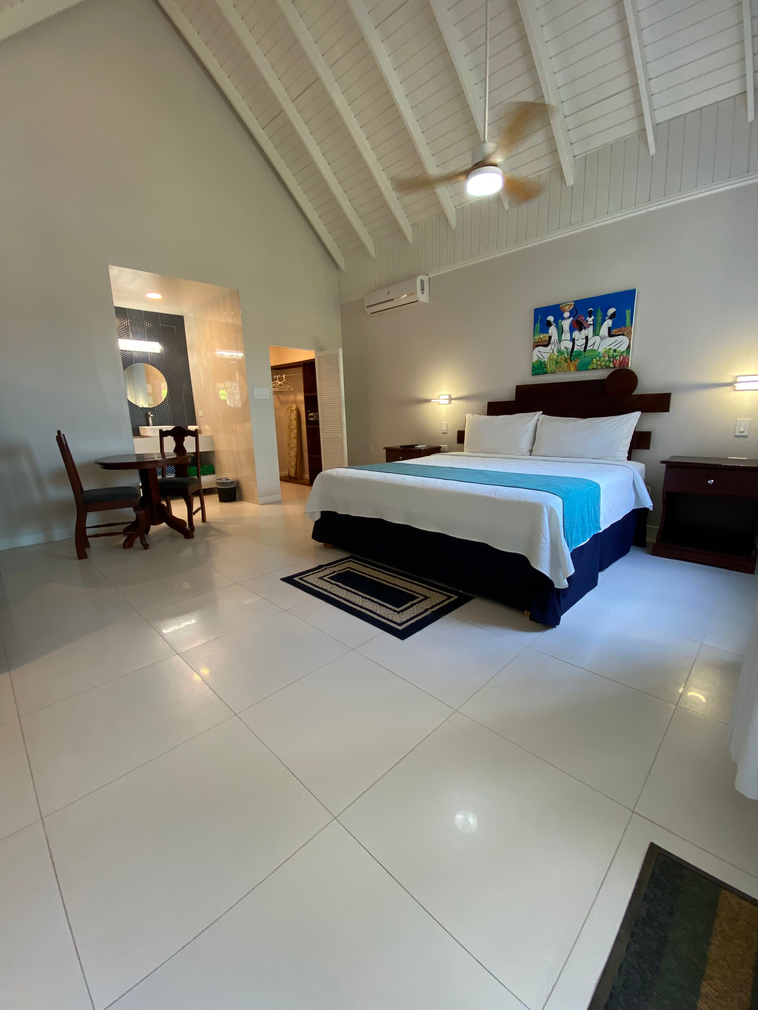 Double Deluxe King Bed