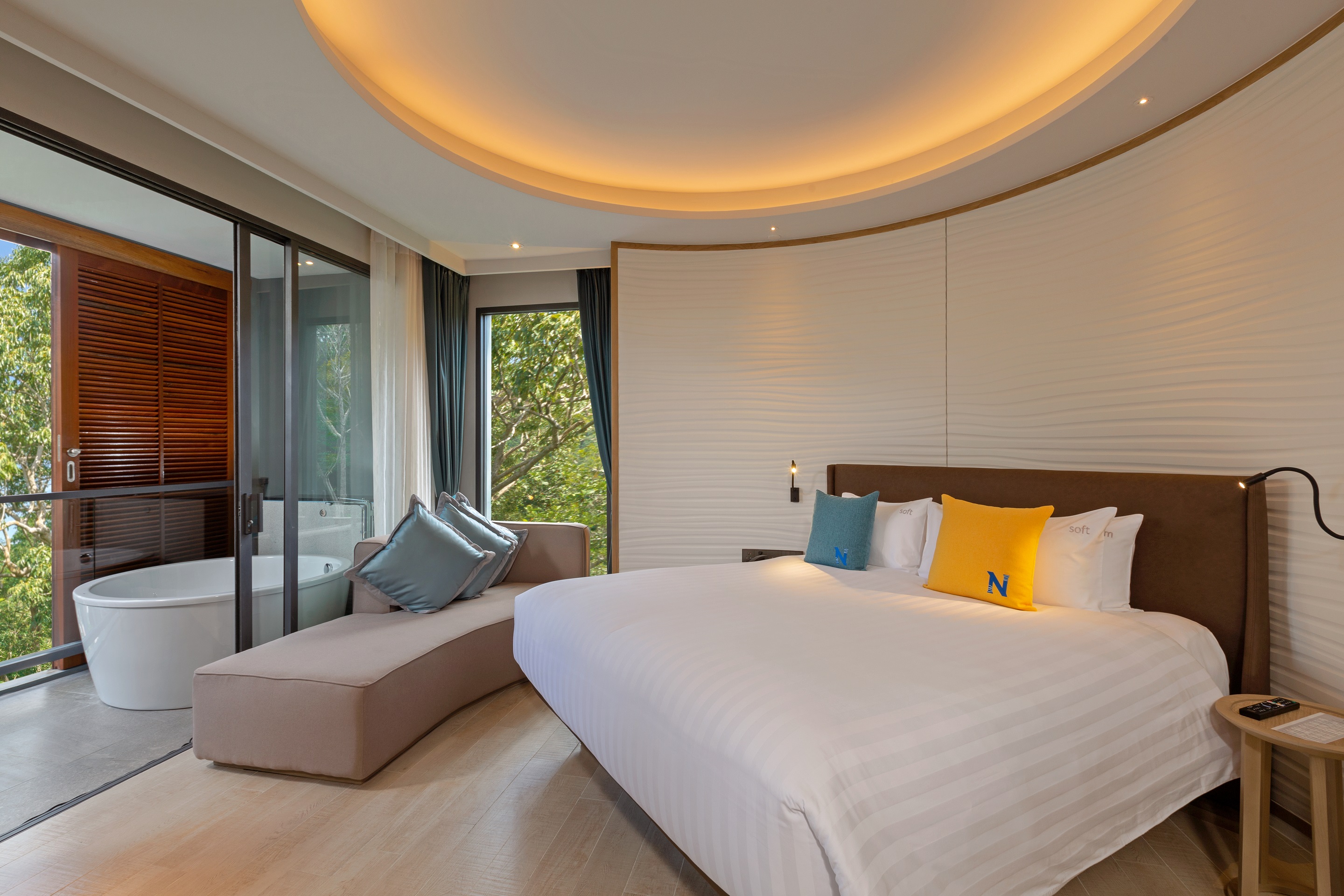 Junior Suite Standard