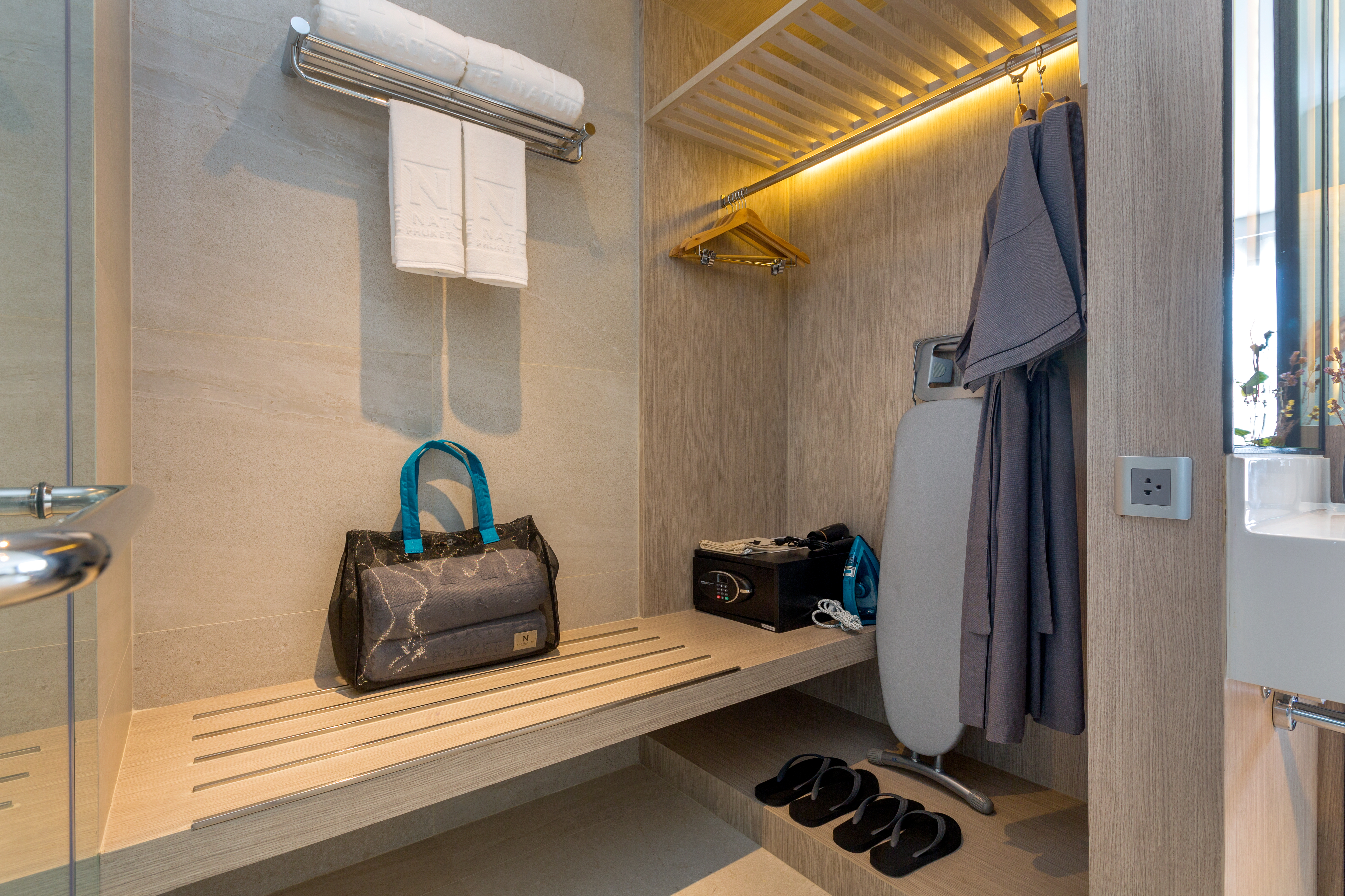 Double or Twin Deluxe Pool View