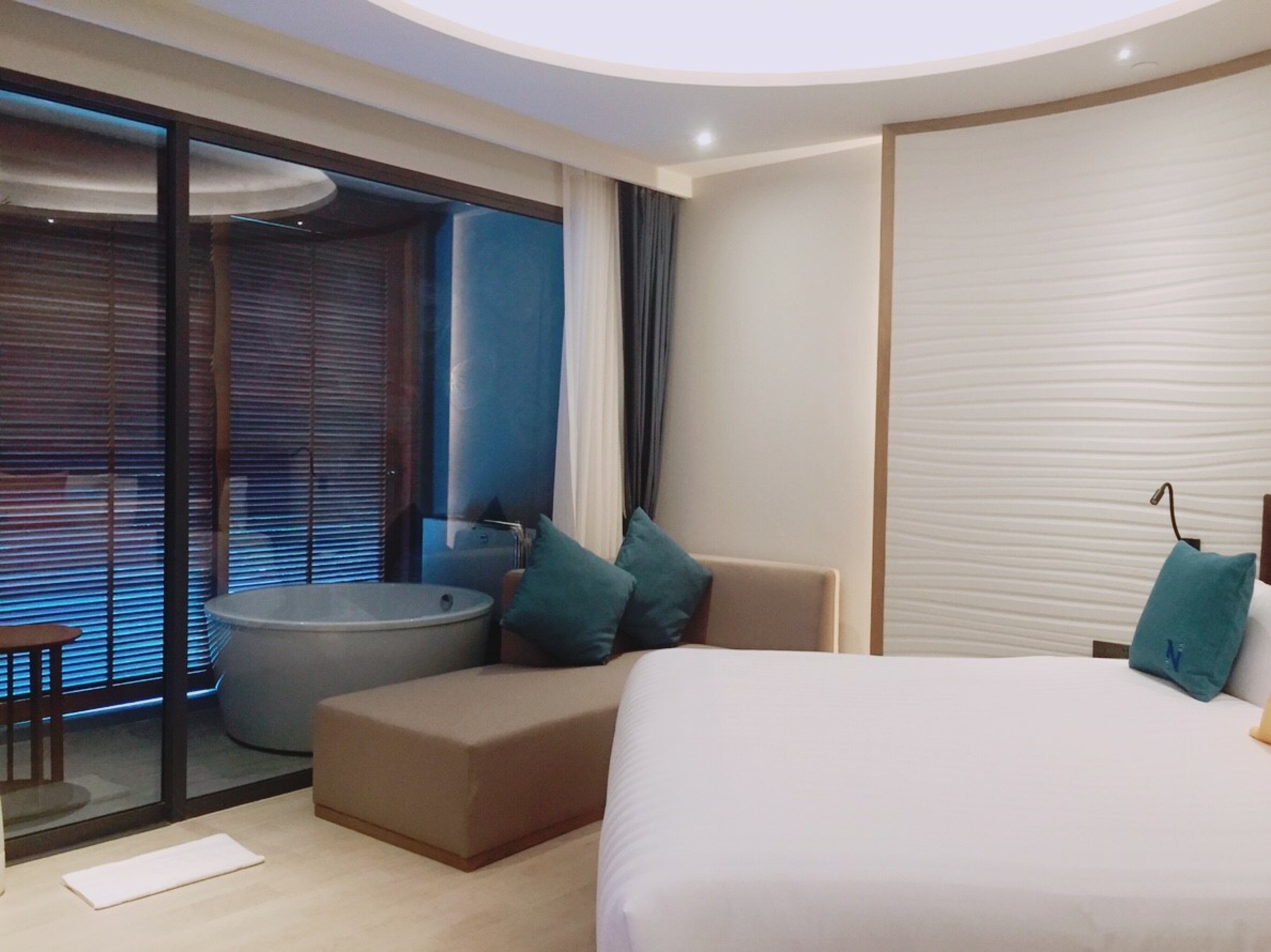 Junior Suite Pool View