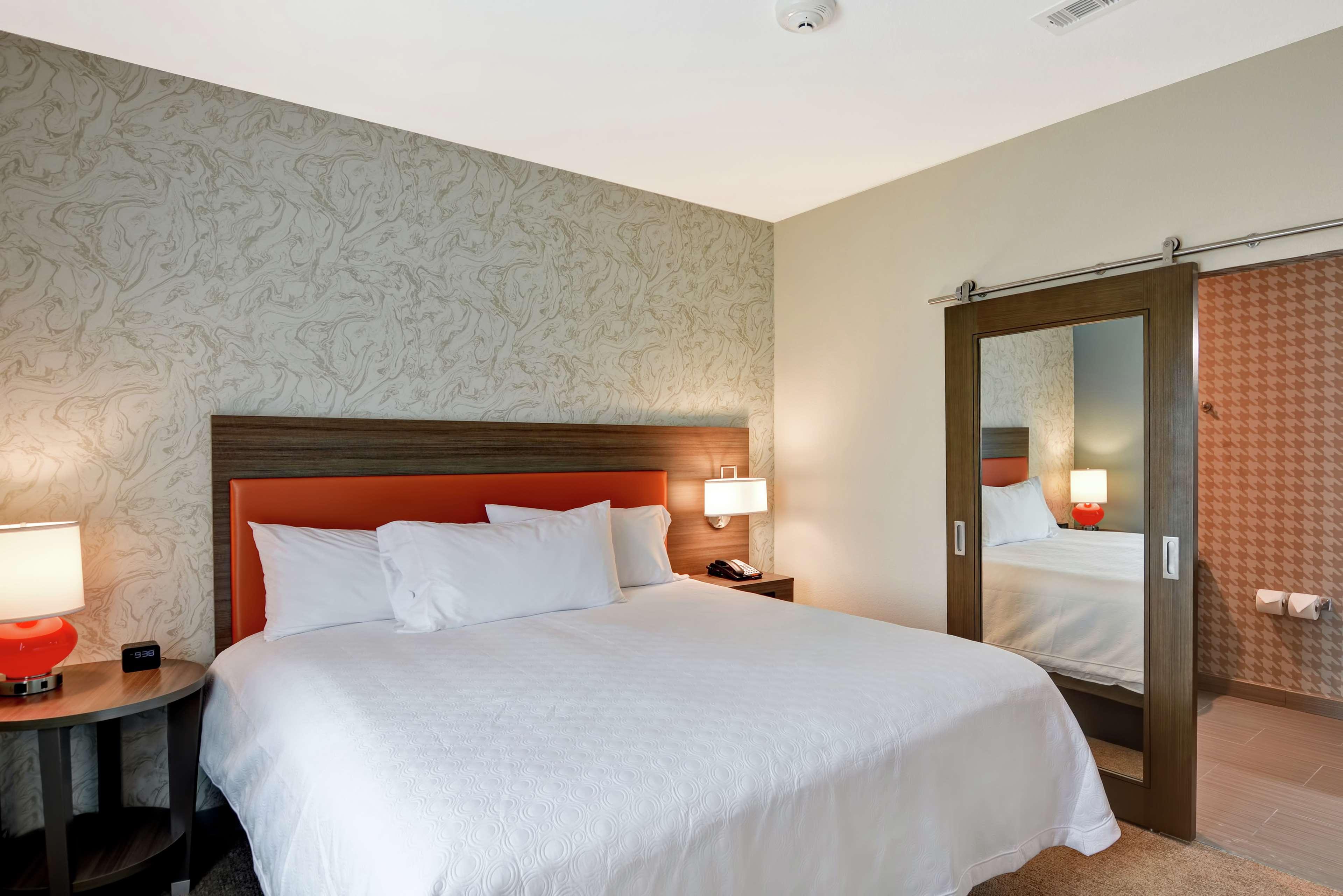 Suite King Bed One Bedroom 