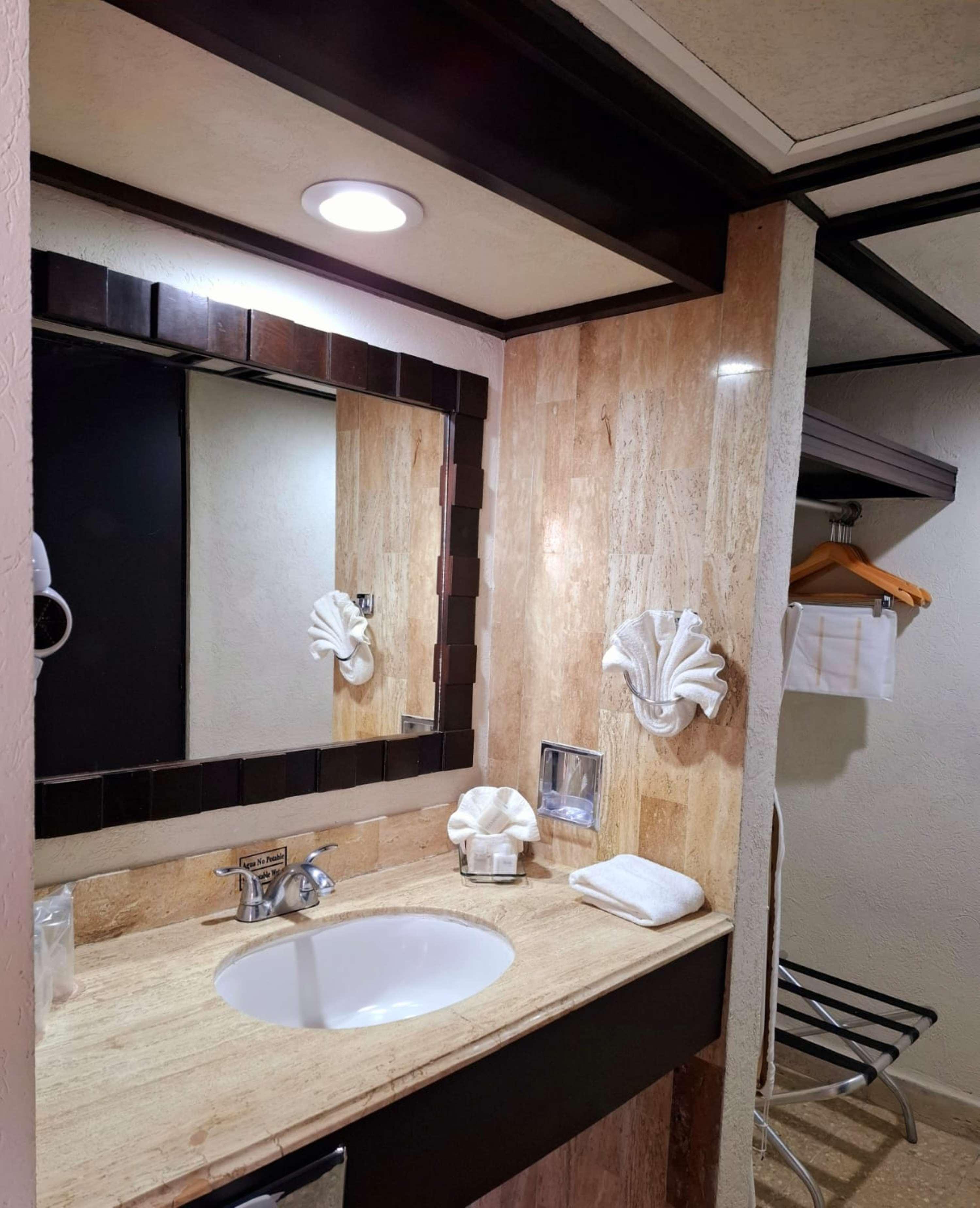 Quadruple Two Double Beds Non Smoking